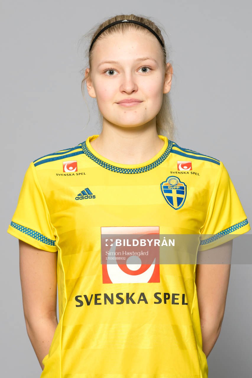 Kajsa Ekström i F16/01-landslaget