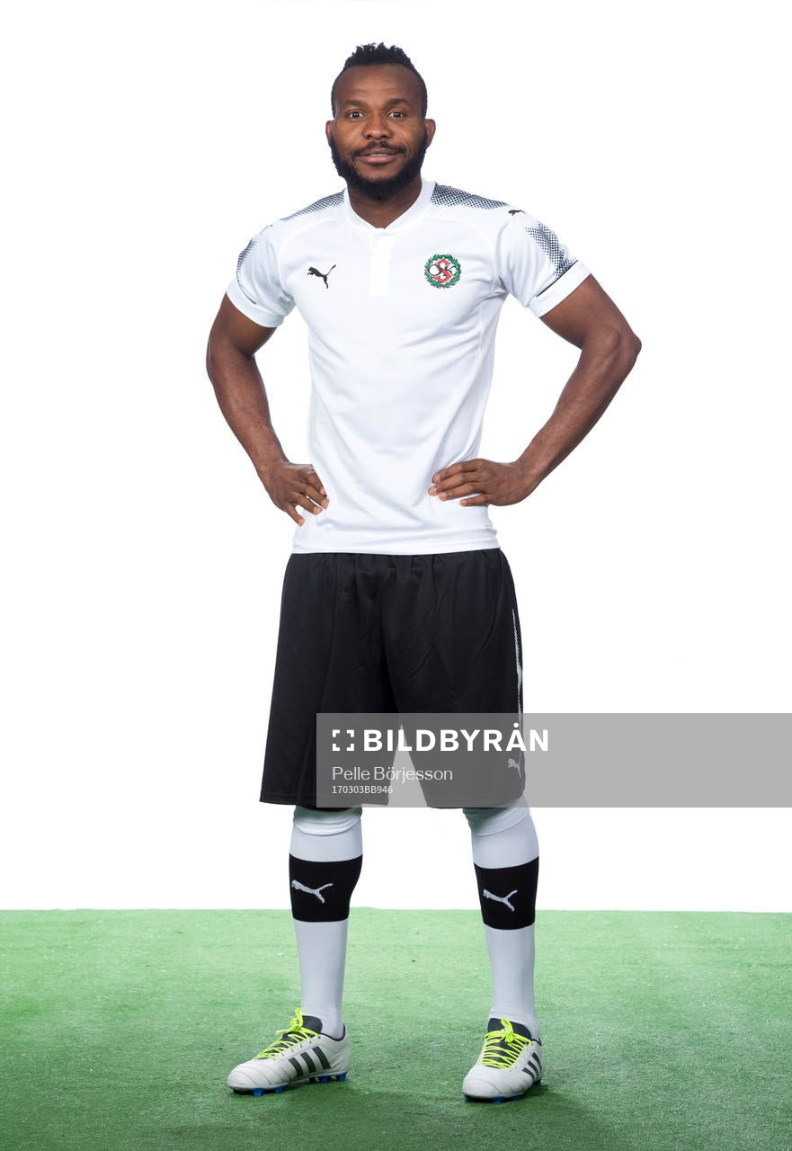 Örebros Michael Omoh