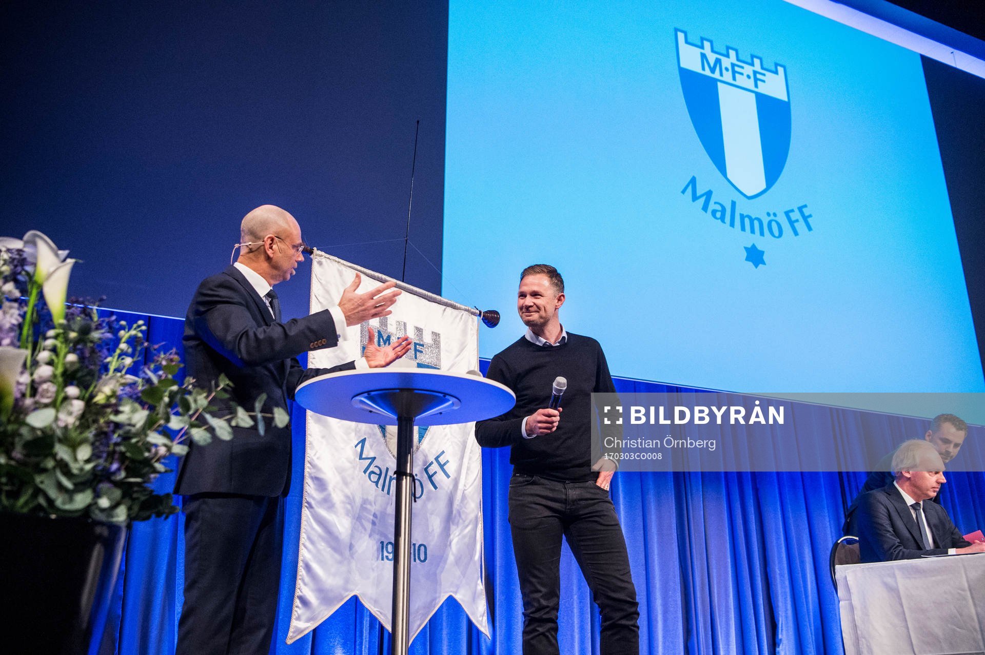 Håkan Jeppsson, ordförande och tränaren Magnus Pehrsson