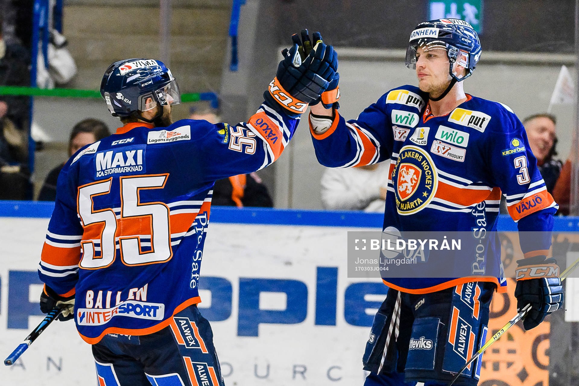 Växjös Nick Bailen och Oliver Bohm jublar