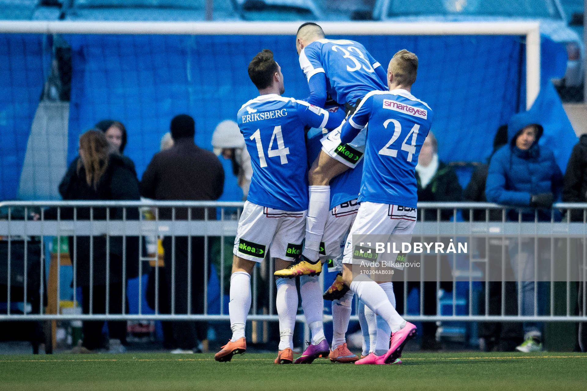 Trelleborgs Salif Camara Jönsson och Marcus Pode jublar