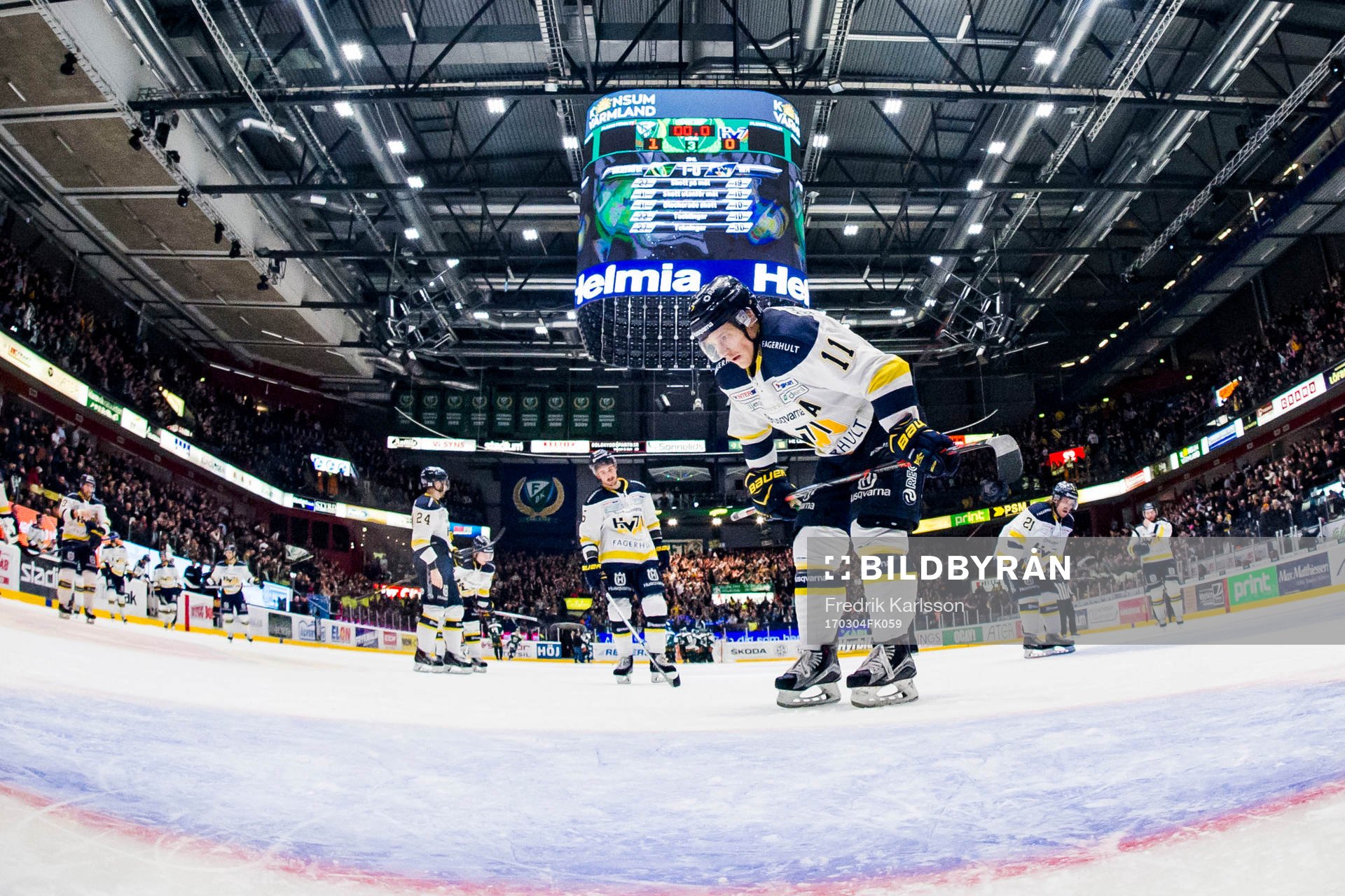 s Simon Önerud deppar