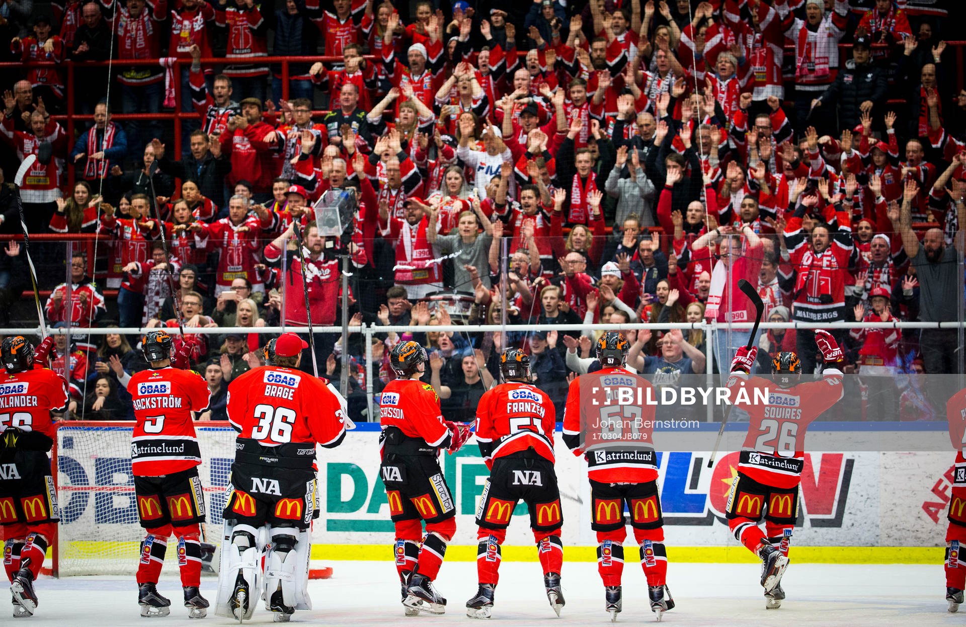 Örebrosspelarna Greg Squires, målvakt Axel Brage Gustav