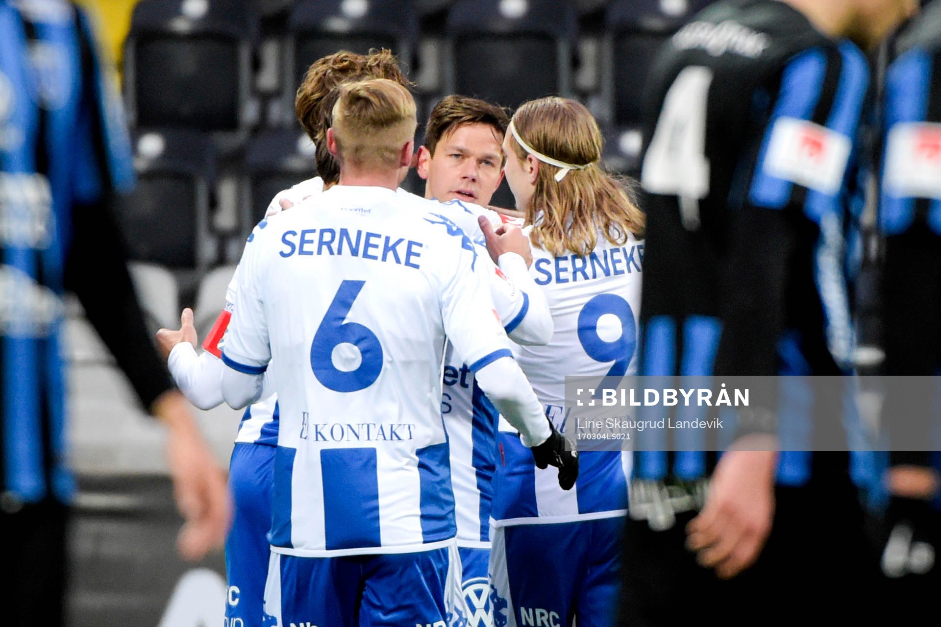 IFK Göteborgs Sören Rieks jublar med lagkamrater