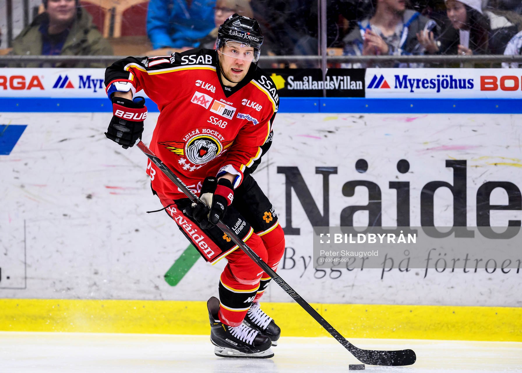 Luleås Ilari Melart med pucken