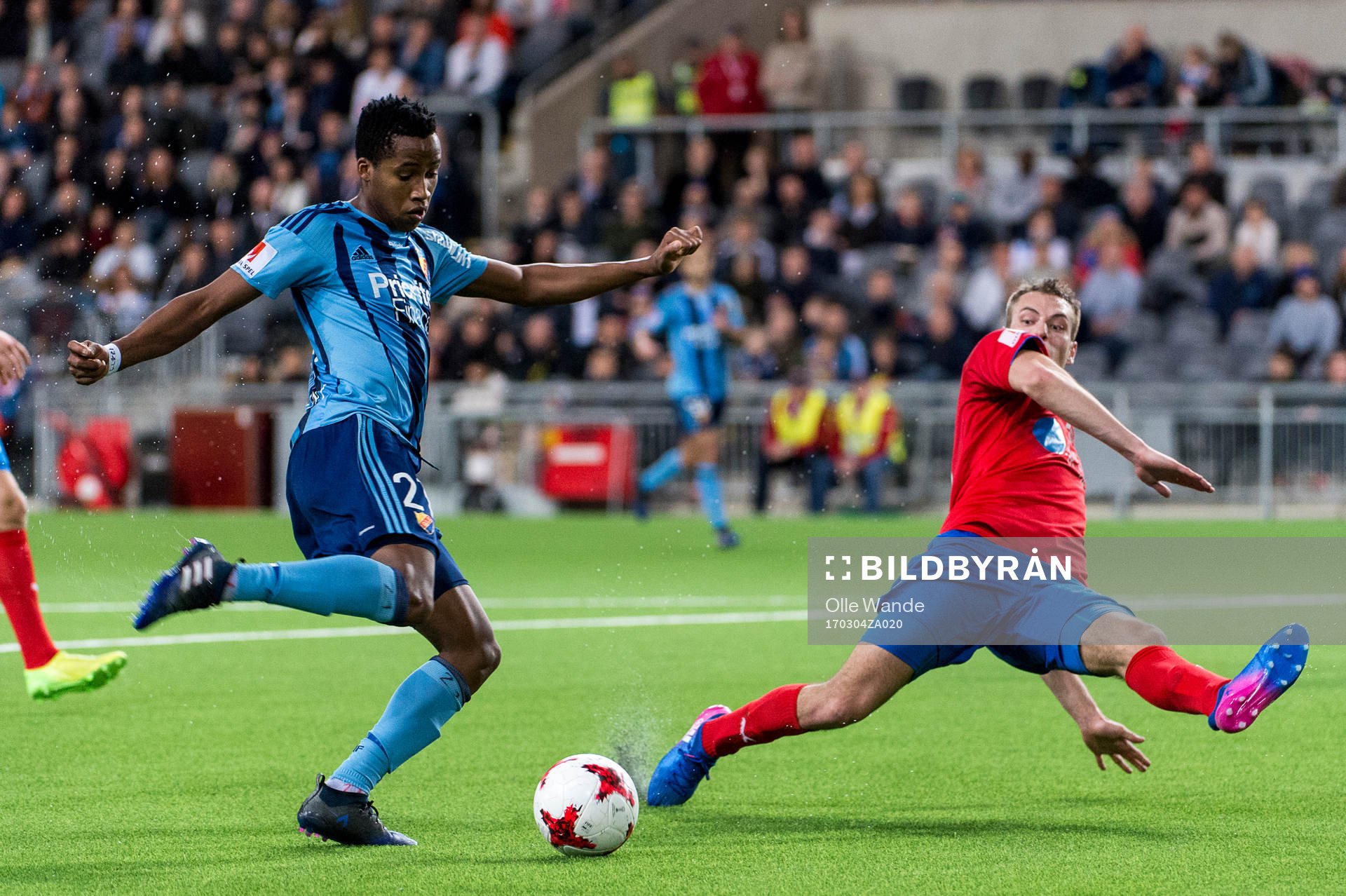 Djurgårdens Mihlali Mayambela och Helsingborgs Frederik