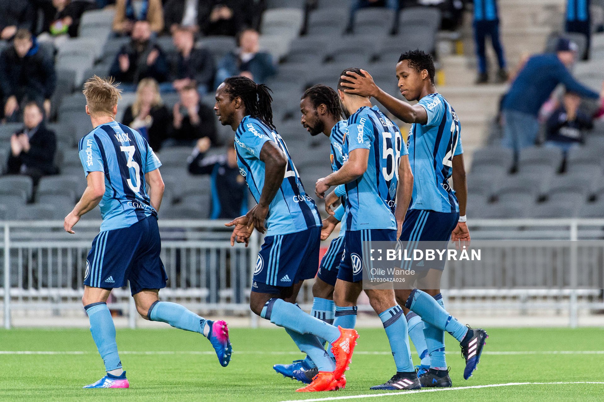 Djurgårdens Othman El Kabir jublar med Mihlali Mayambela under fotbollsmatchen i Svenska Cupen mellan Djurgården och Helsingborg den 4 mars 2017 i Stockholm.