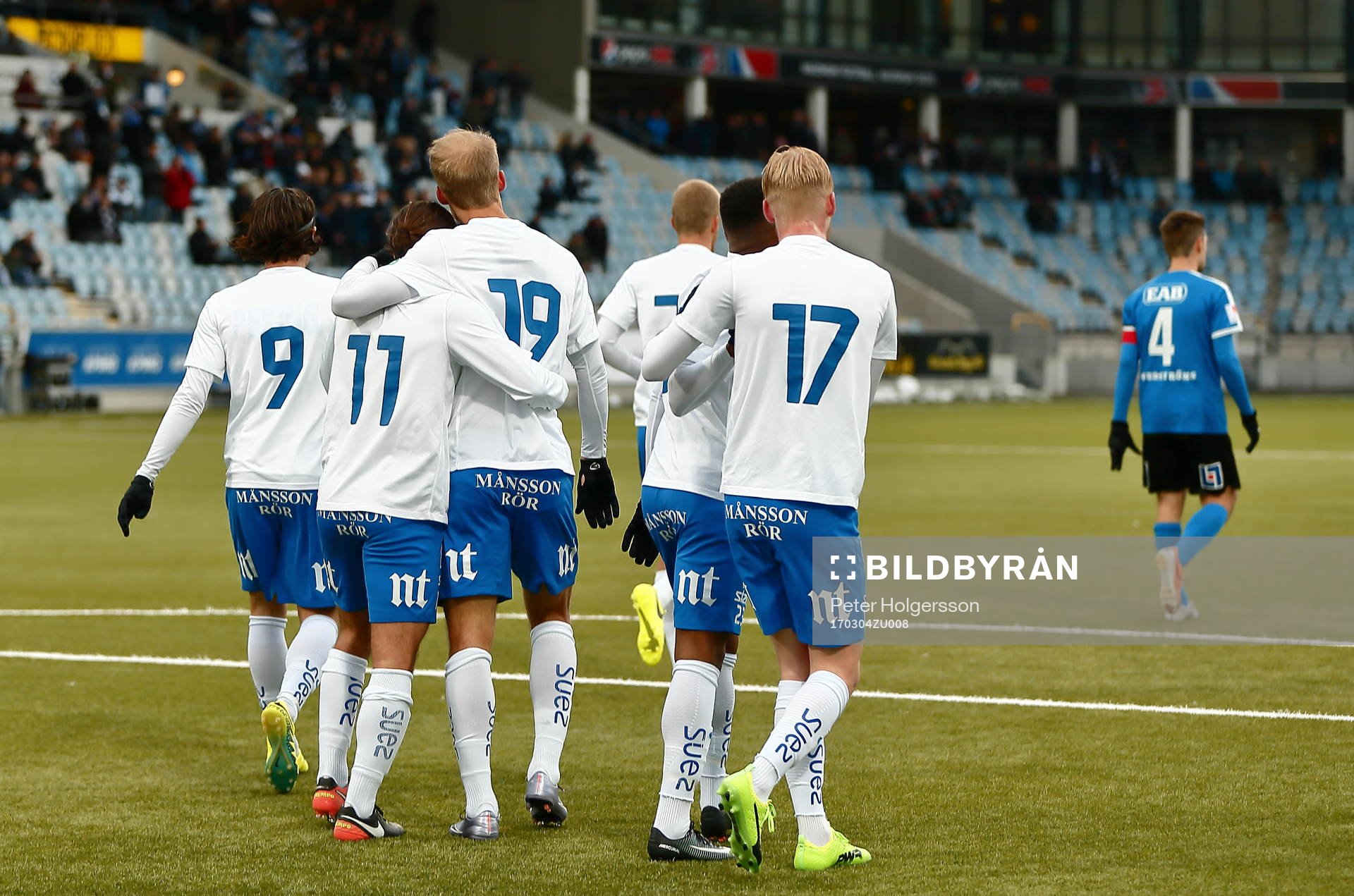 Norrköpings spelare jublar