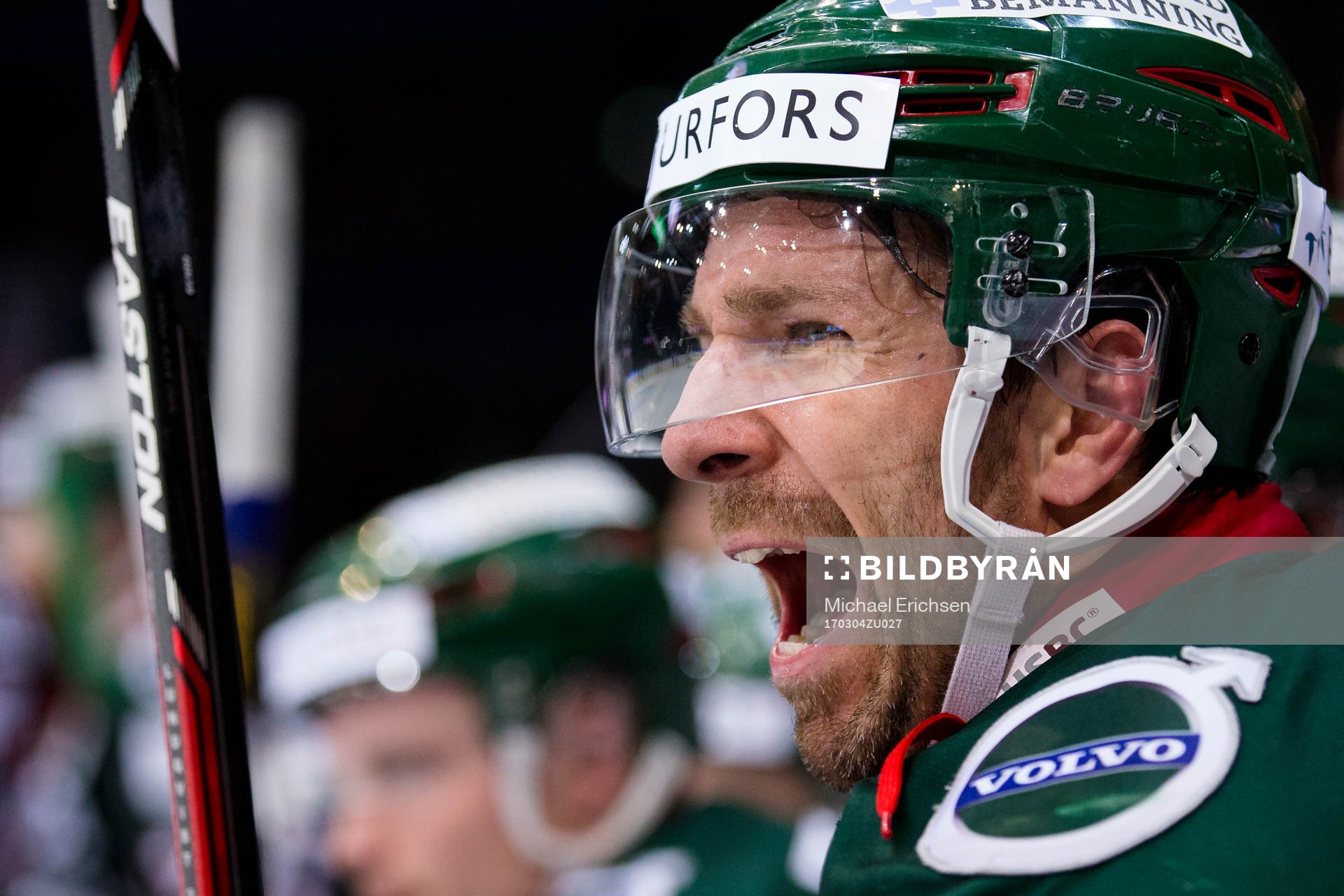 Frölundas lagkapten Joel Lundqvist manar på sitt lag