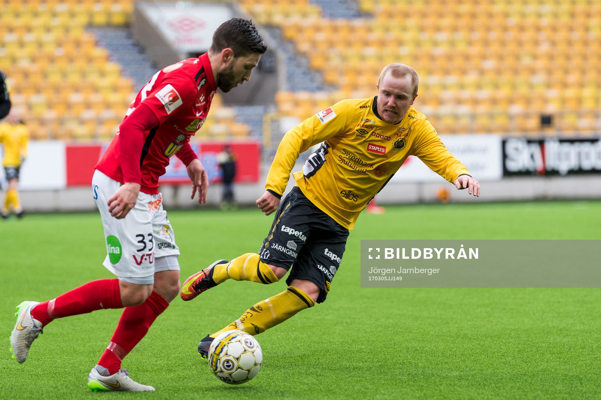 Falkenbergs Tibor Joza och Elfsborgs Simon Lundevall