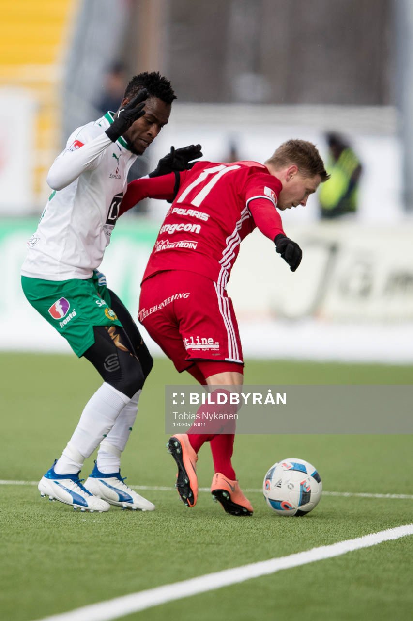 Hammarbys Gershon Koffie mot Östersunds Johan Bertilsson