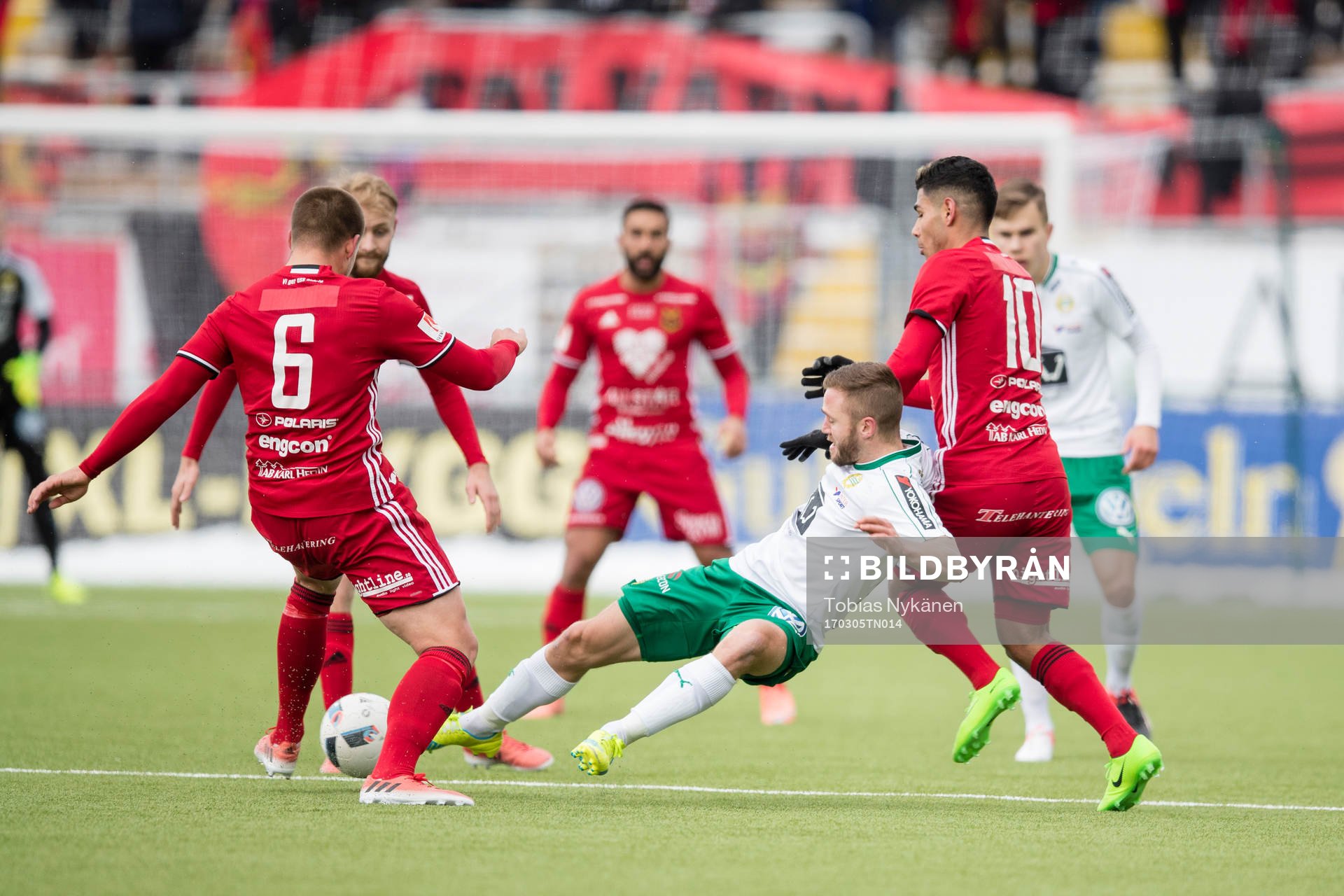 Östersunds Douglas Bergqvist och Östersunds Hosam Aiesh