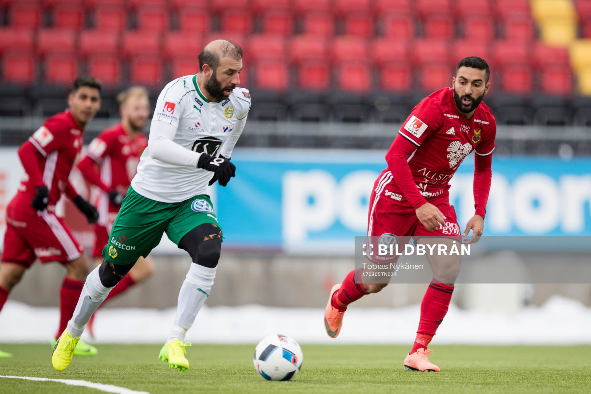 Hammarbys Kennedy Bakircioglu mot Östersunds Saman Ghoddos