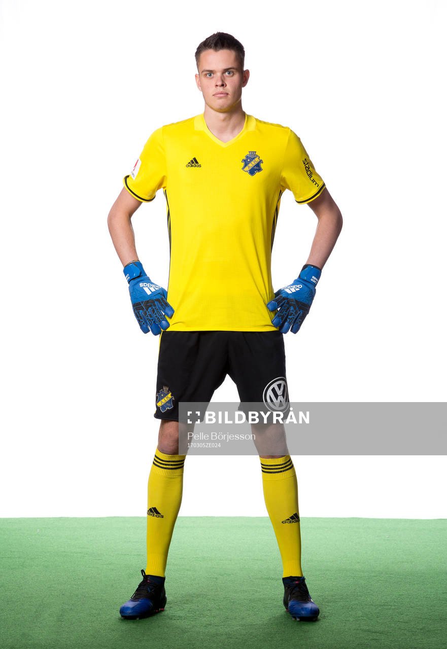 s Målvakt Oscar Linnér