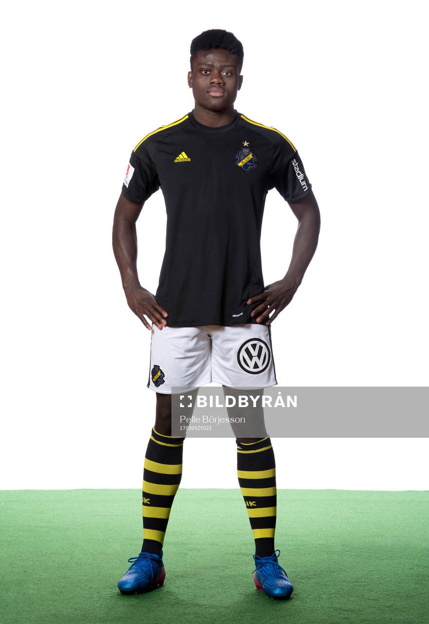 s Daniel Mushitu