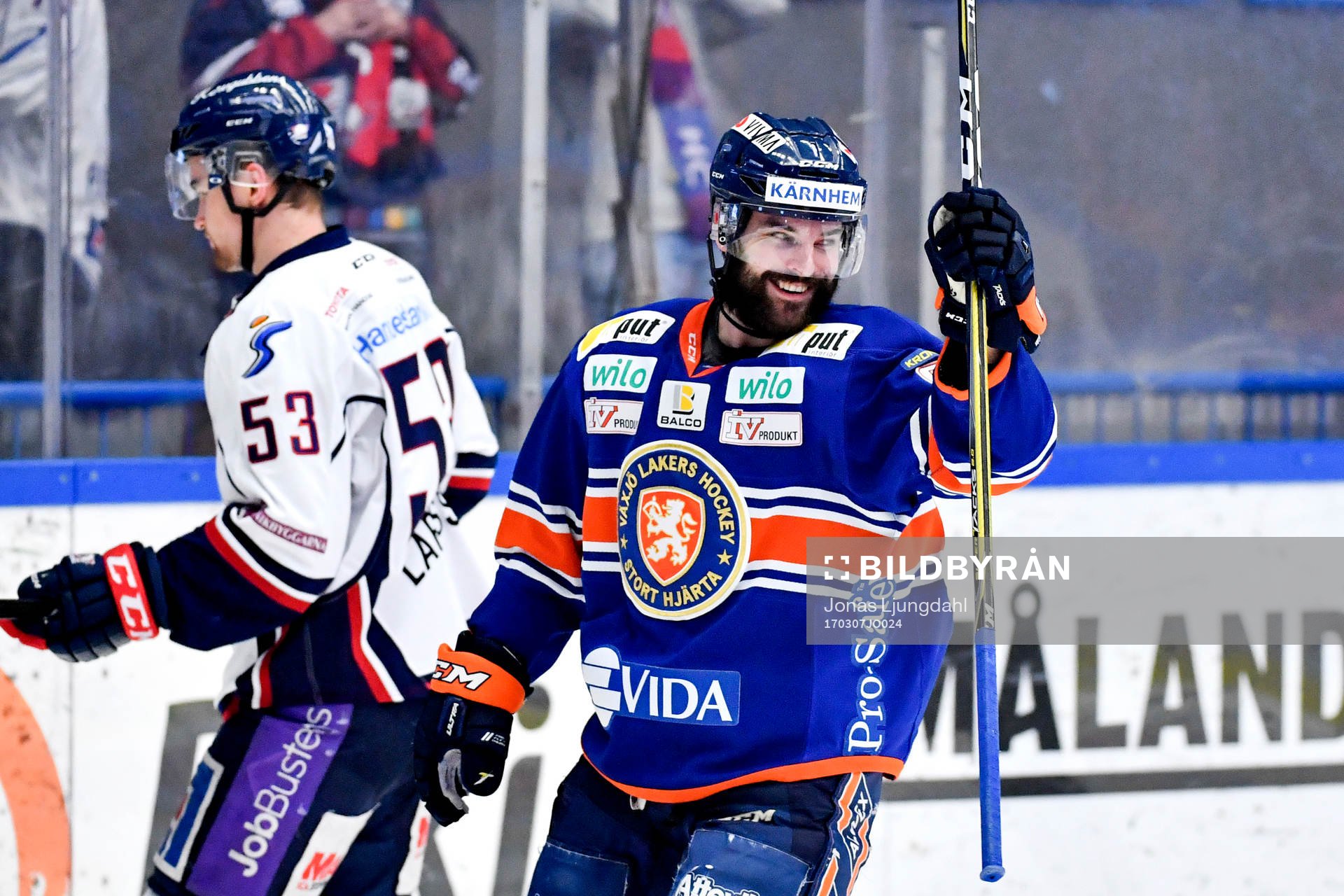 Växjös Linus Fröberg jublar