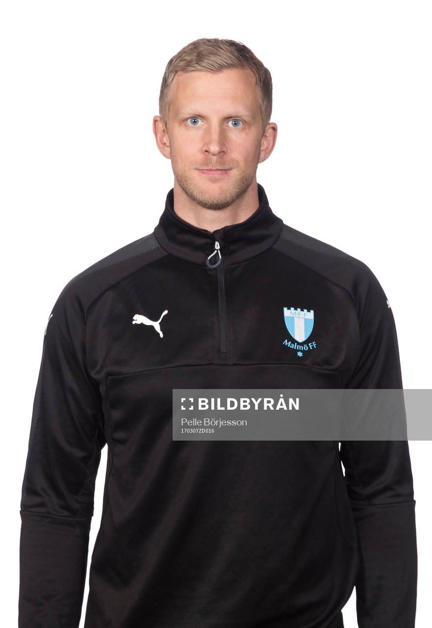 Malmö FFs leg. Fysioterapeut Alexander Nilsson poserar för ett porträtt den 7 mars 2017 i Malmö.