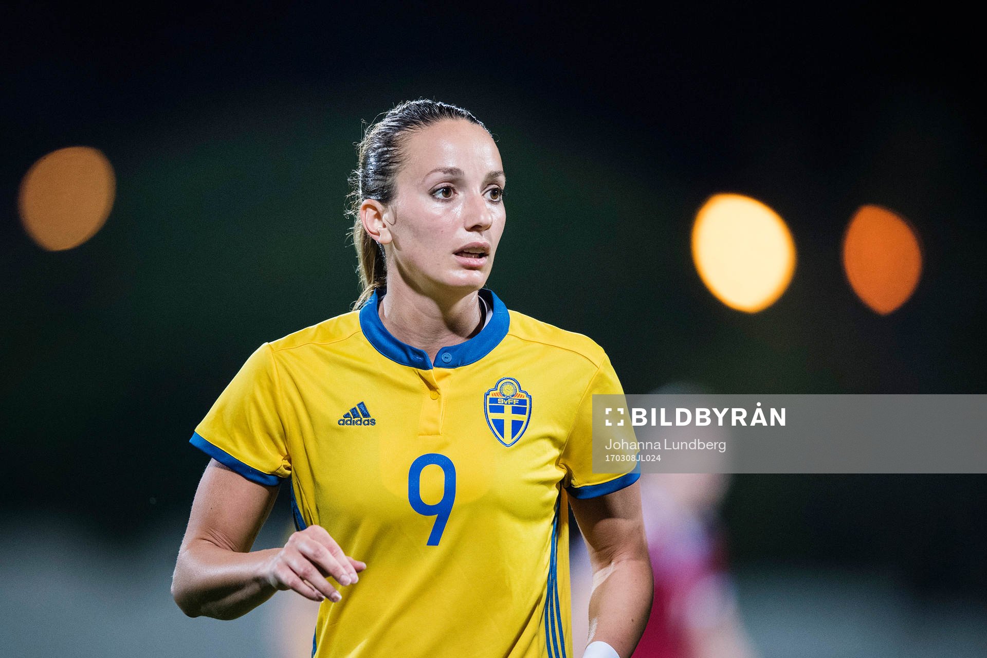 Sveriges Kosovare Asllani