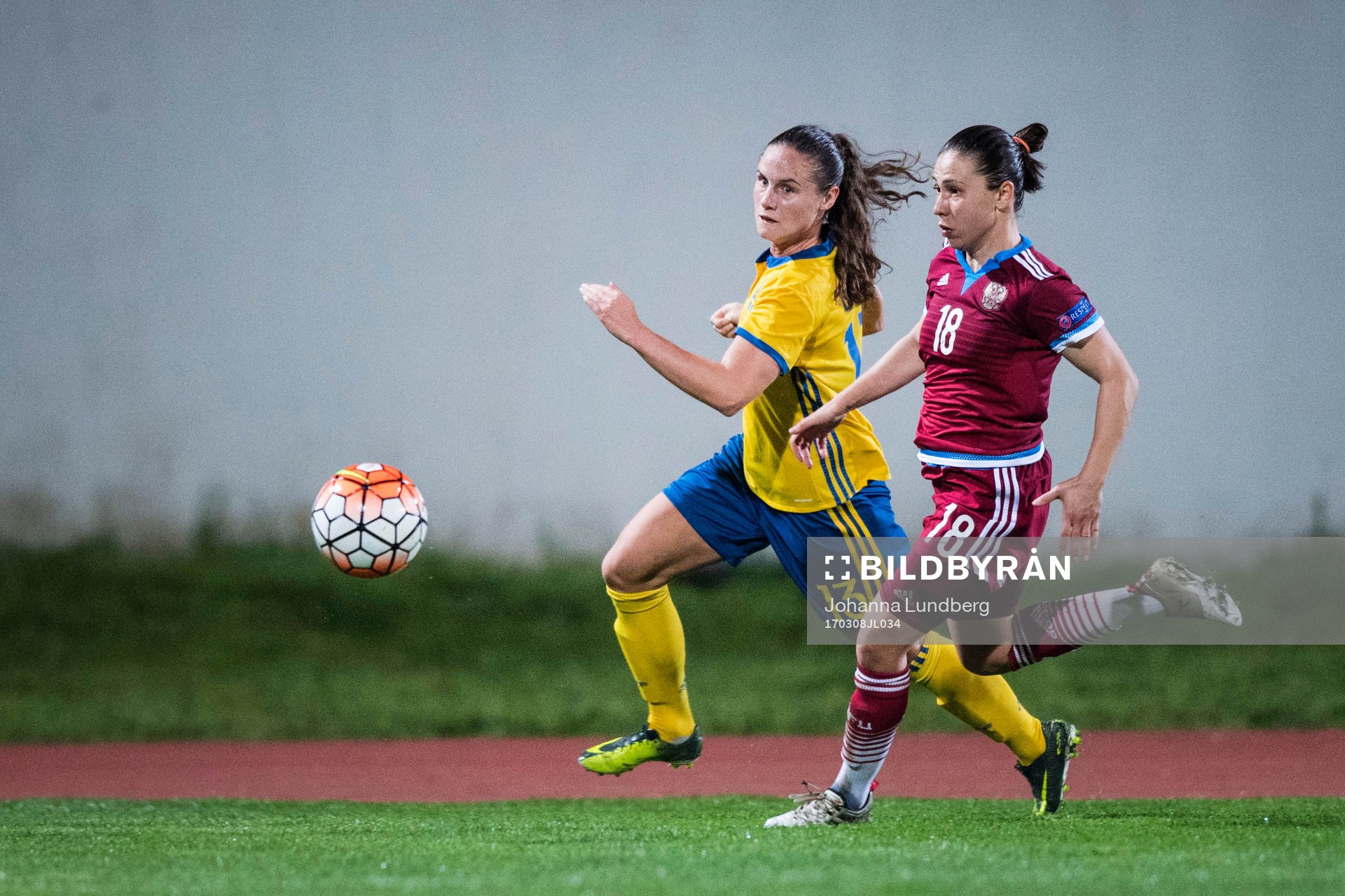 Sveriges Hanne Gråhns och Rysslands Elvira Ziiastinova