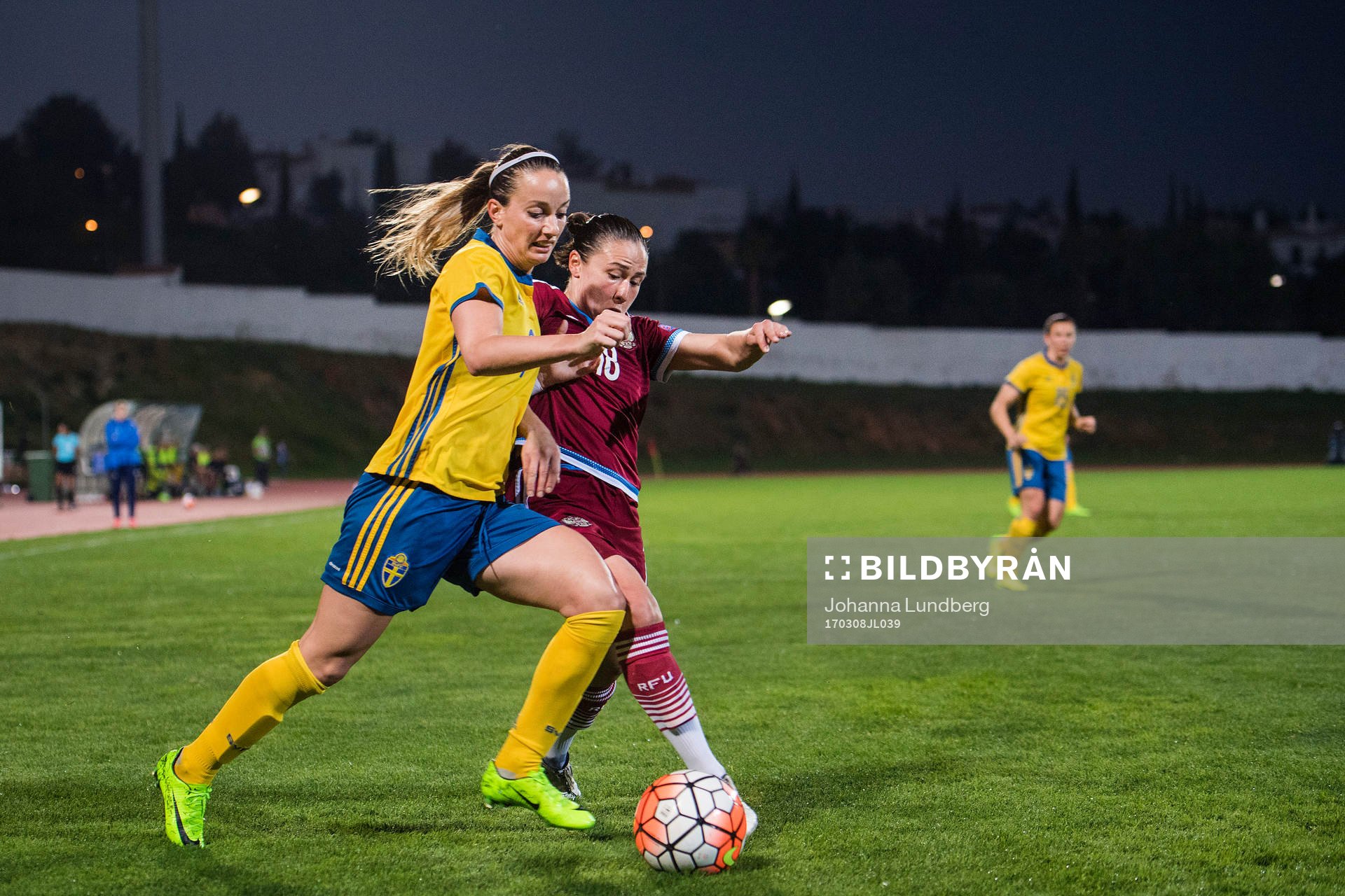 Sveriges Kosovare Asllani mot Rysslands Elvira Ziiastinova