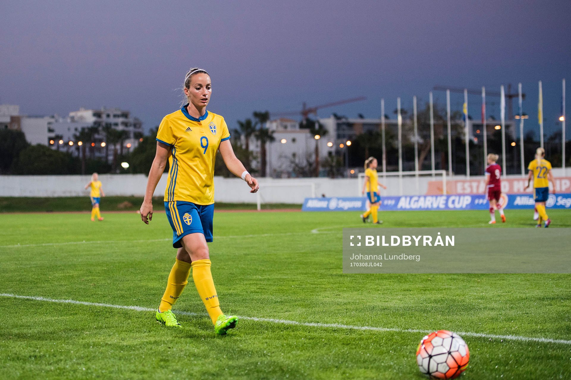 Sveriges Kosovare Asllani