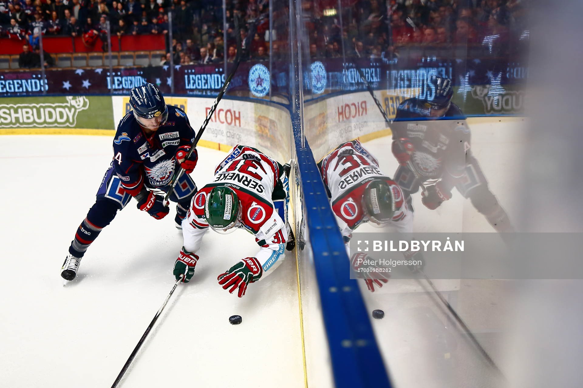 Frölundas Nicklas Lasu och Linköpings Anssi Salmela