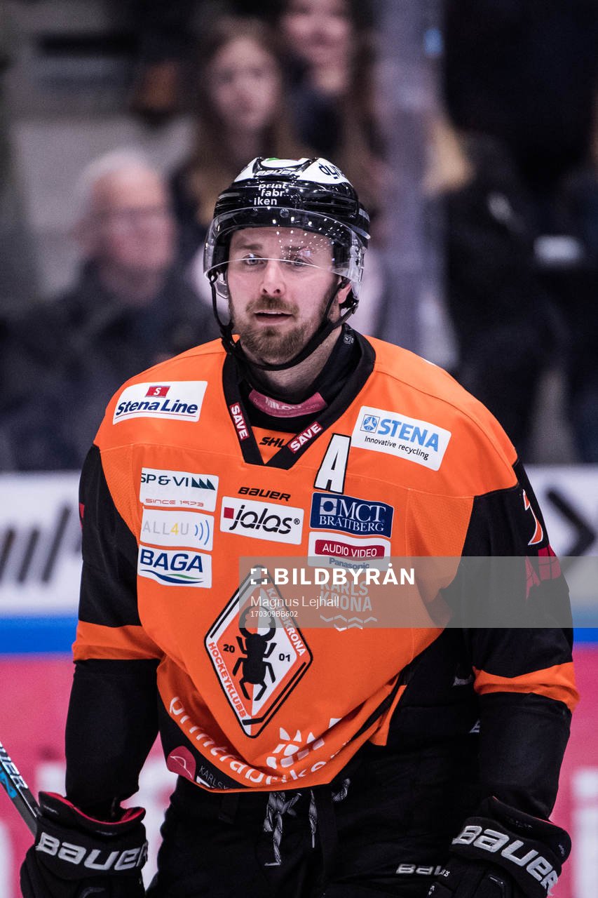 Karlskronas Mattias Karlsson  jublar