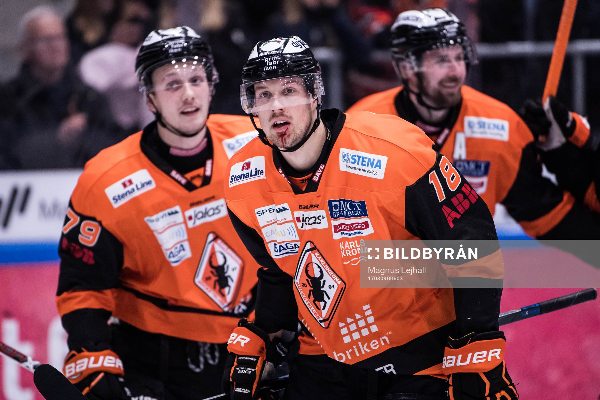 Karlskronas Emil Larsson jublar