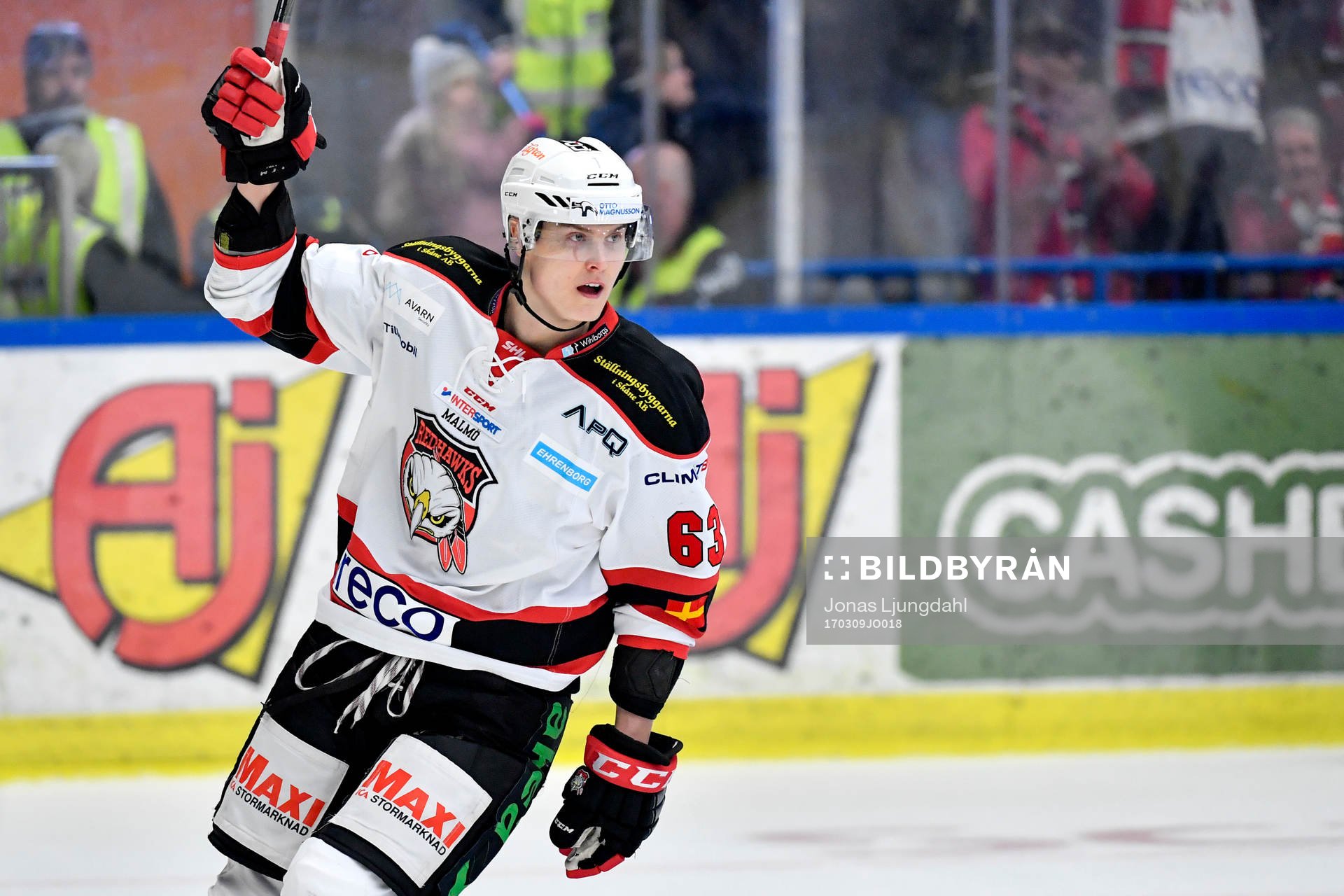 Malmö Redhawks Fredrik Händemark jublar