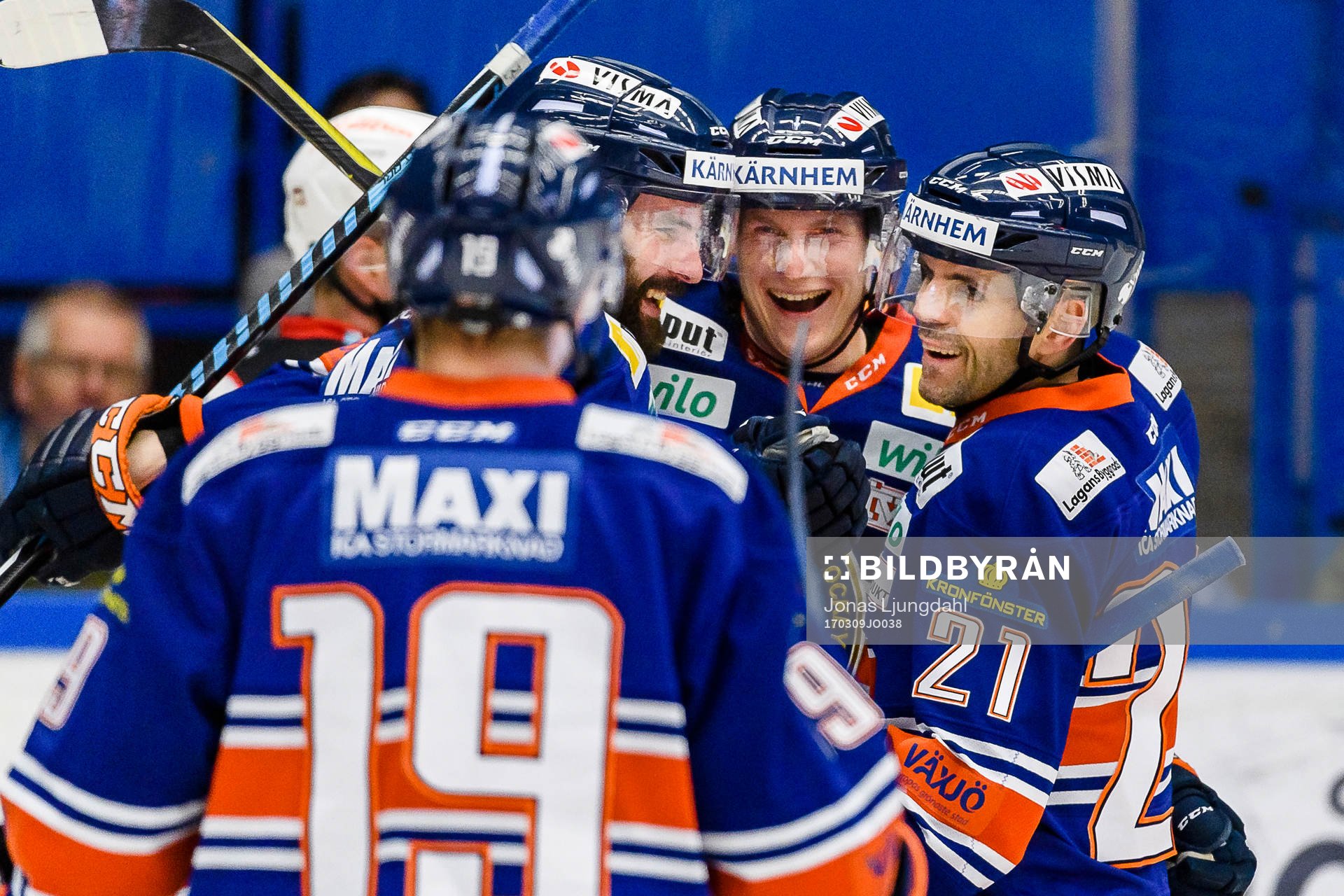 Växjös Olli Palola jublar