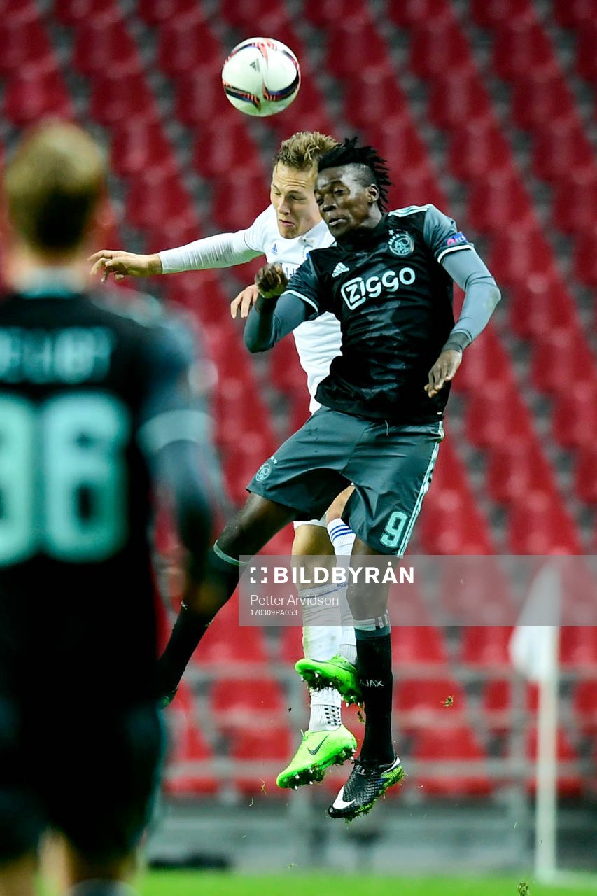 FC Köpenhamns Ludwig Augustinsson och Ajaxs Bertrand Traore