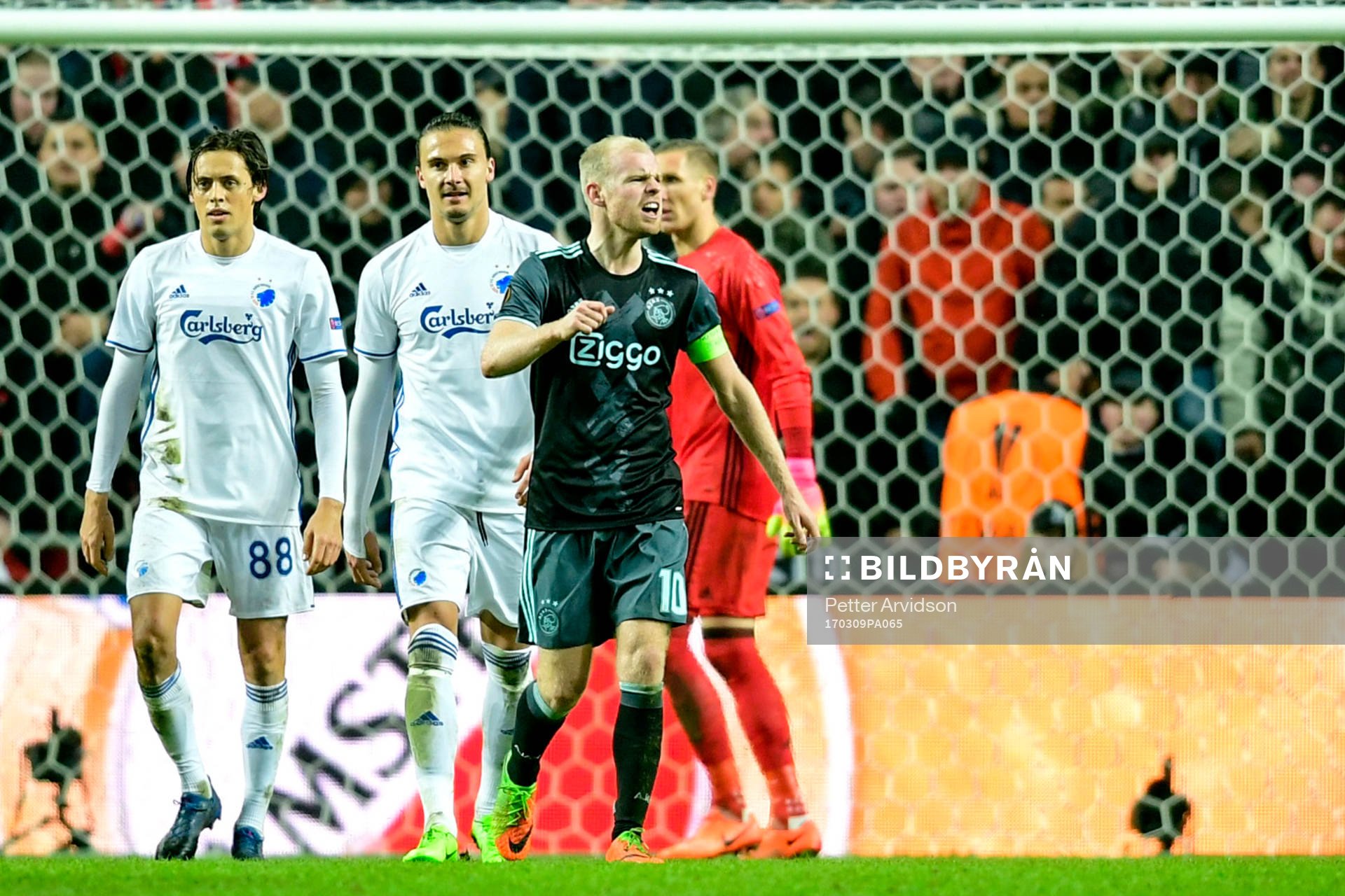 Ajaxs Davy Klaassen deppar