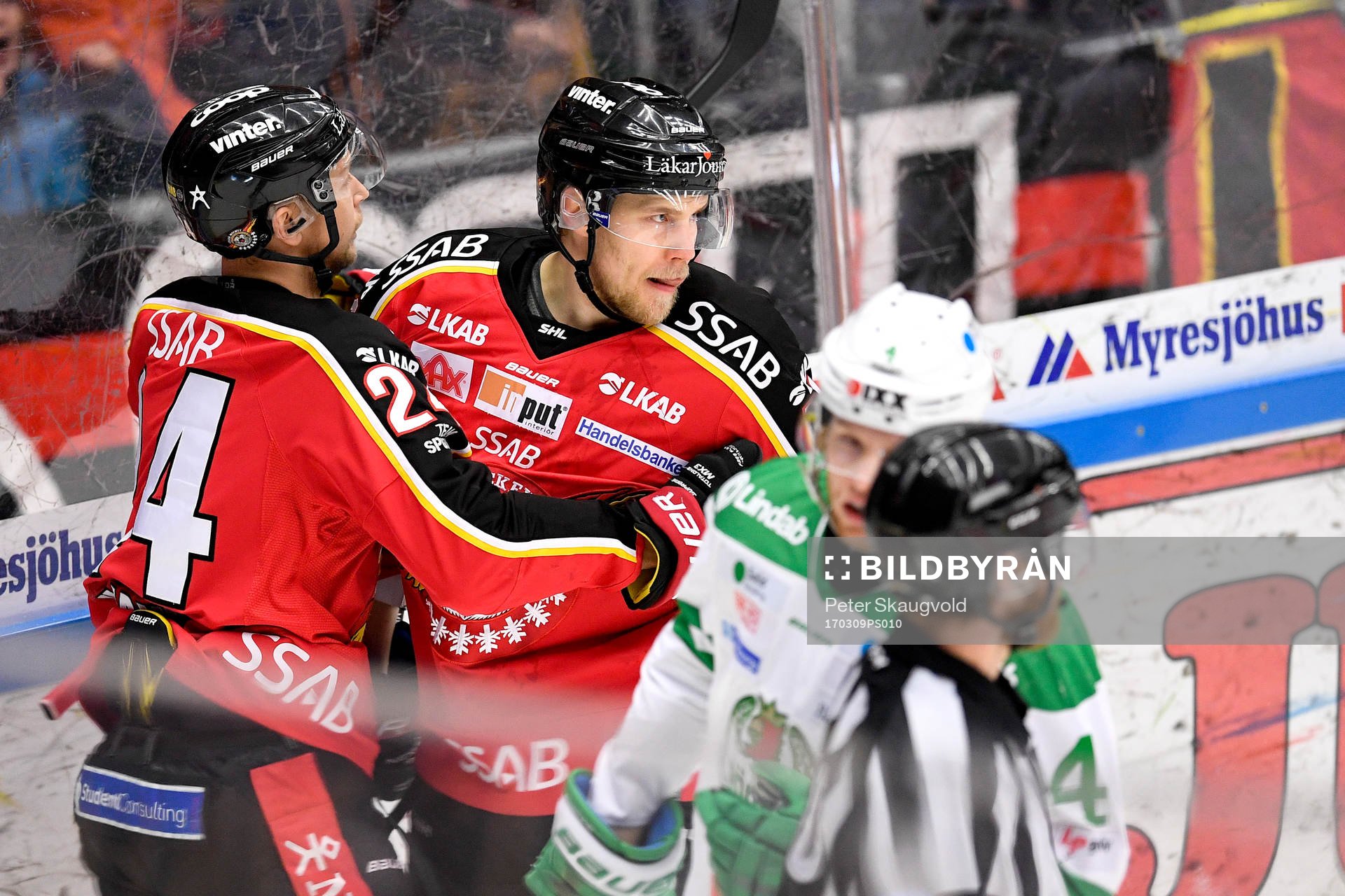 Luleås Ilari Melart jublar