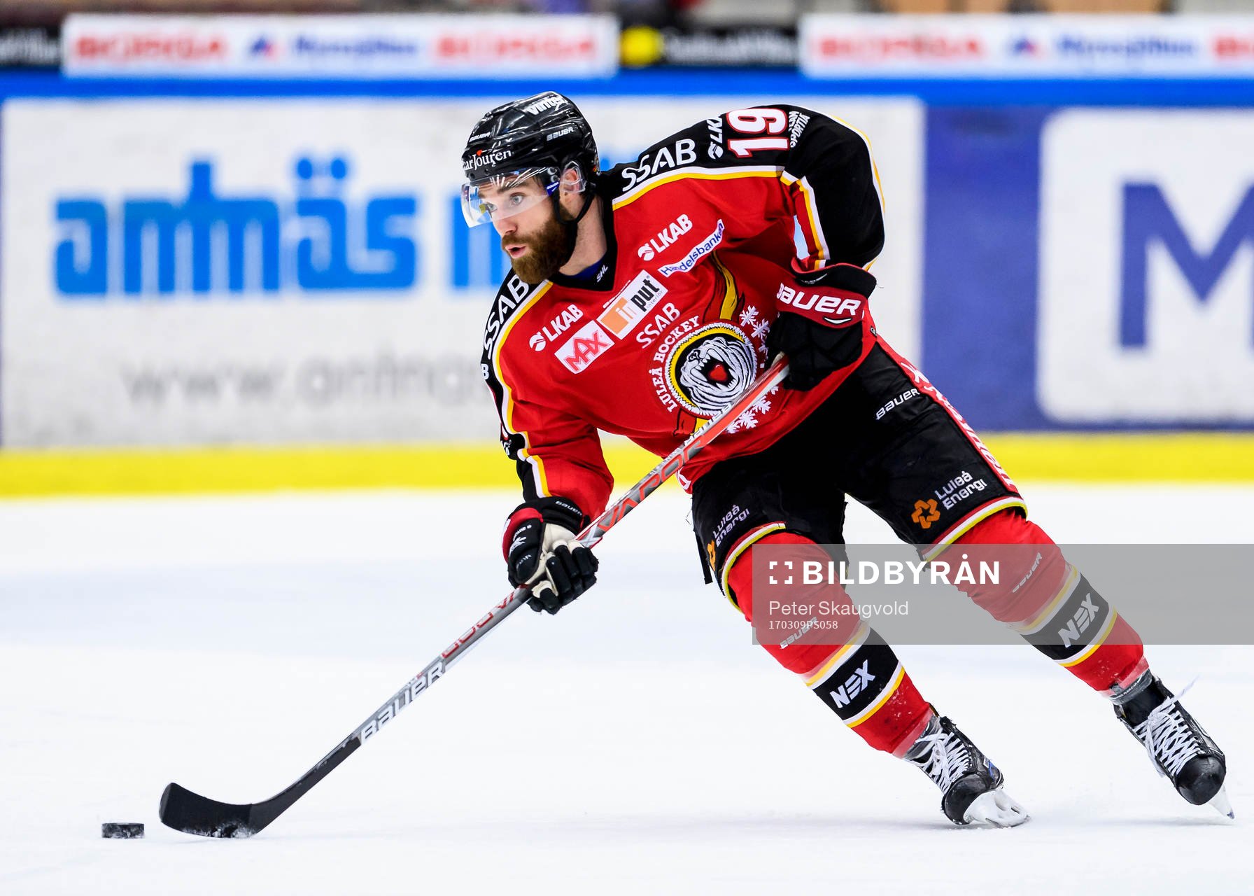 Luleås Jacob Lagacé med pucken