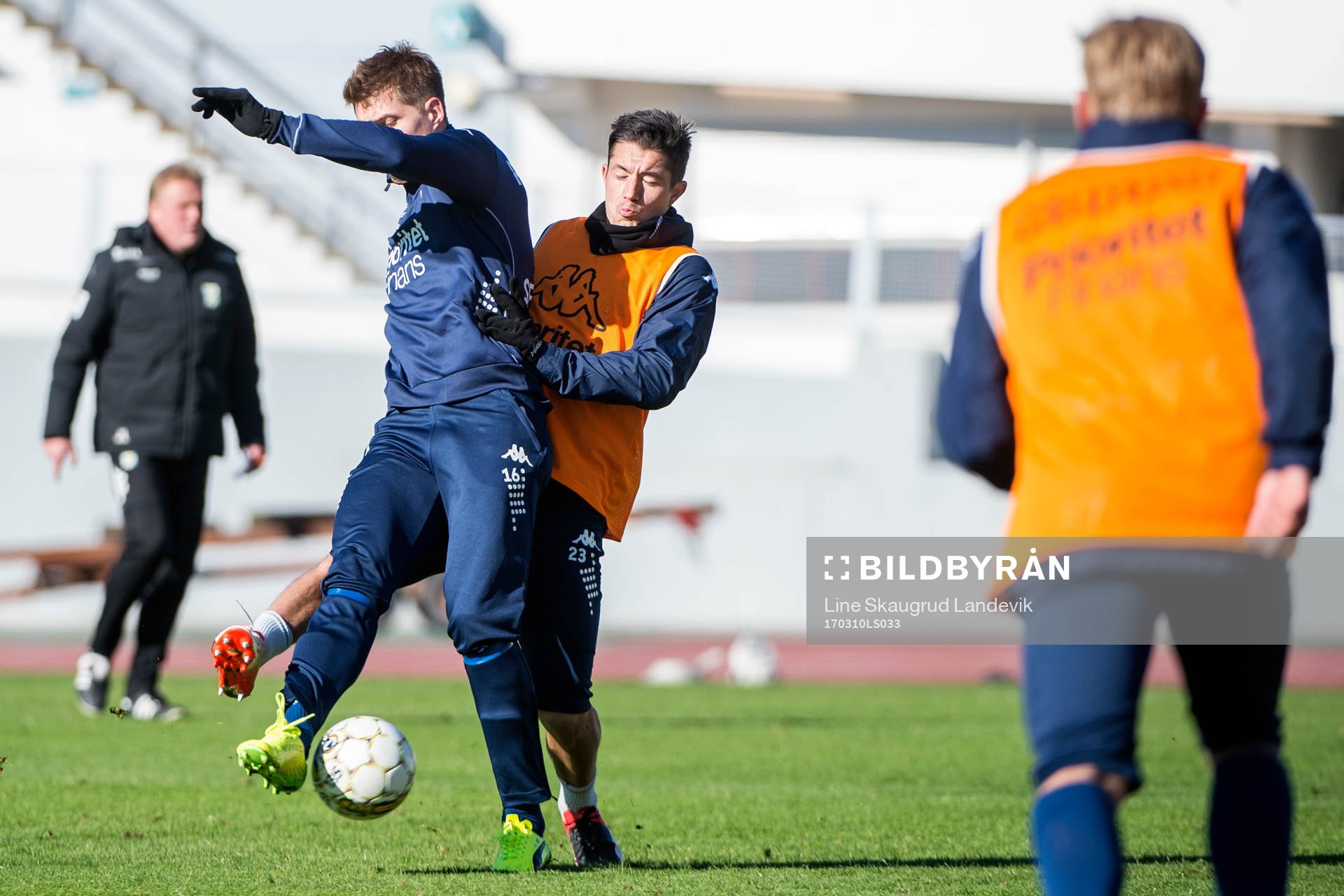 Mikael Boman och David Boo Wiklander tränar med IFK