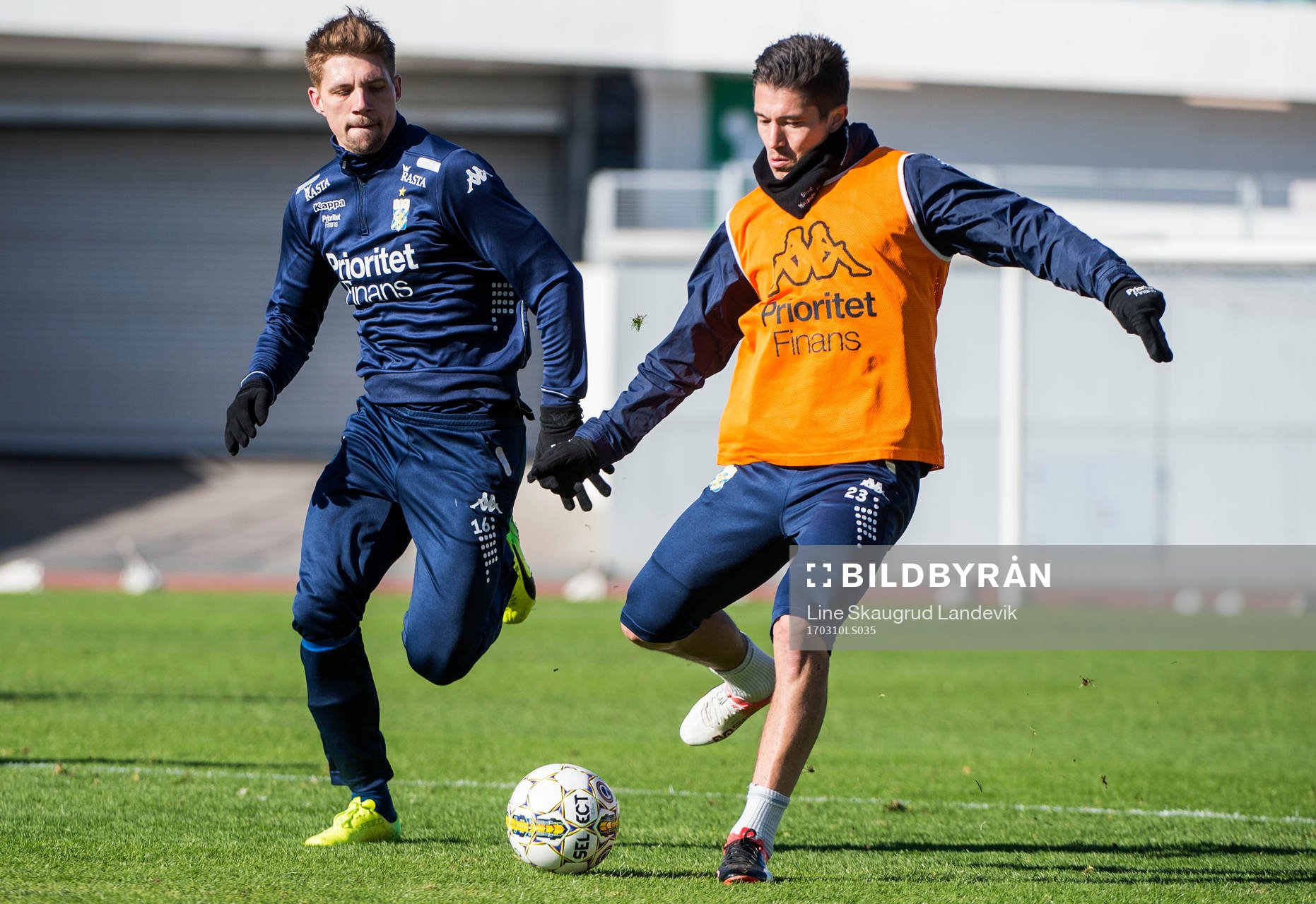 Mikael Boman och David Boo Wiklander tränar med IFK
