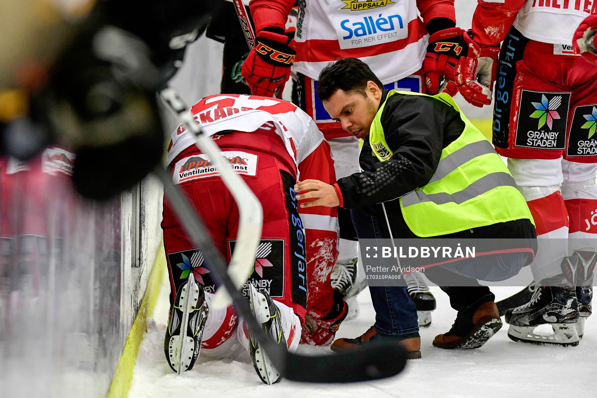 Almtunas Marcus Oskarsson ligger skadad