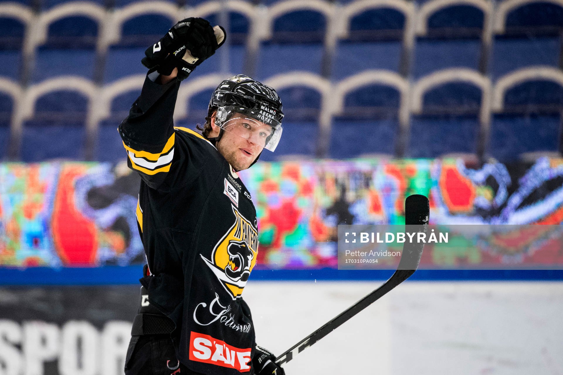 Panterns Robin Dahse jublar