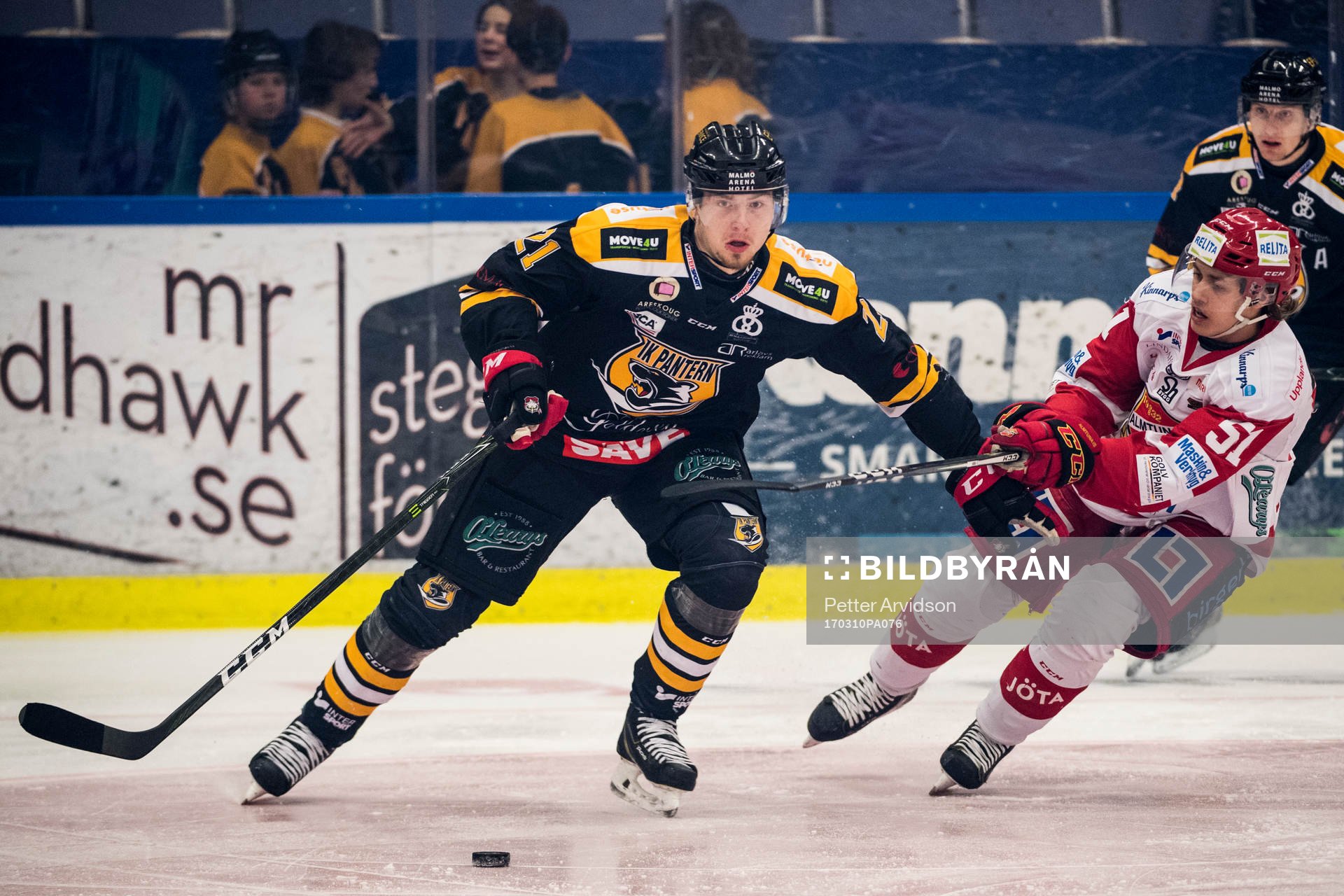 Panterns Johan Ivarsson och Almtunas Erik Santesson