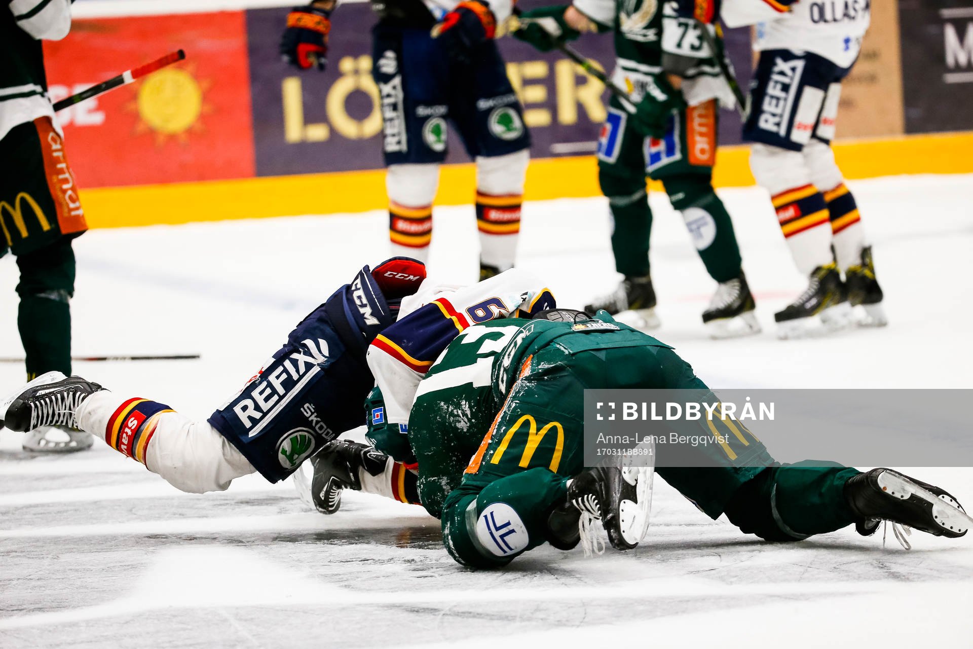 Bråk mellan Djurgårdens Markus Ljungh och Färjestads