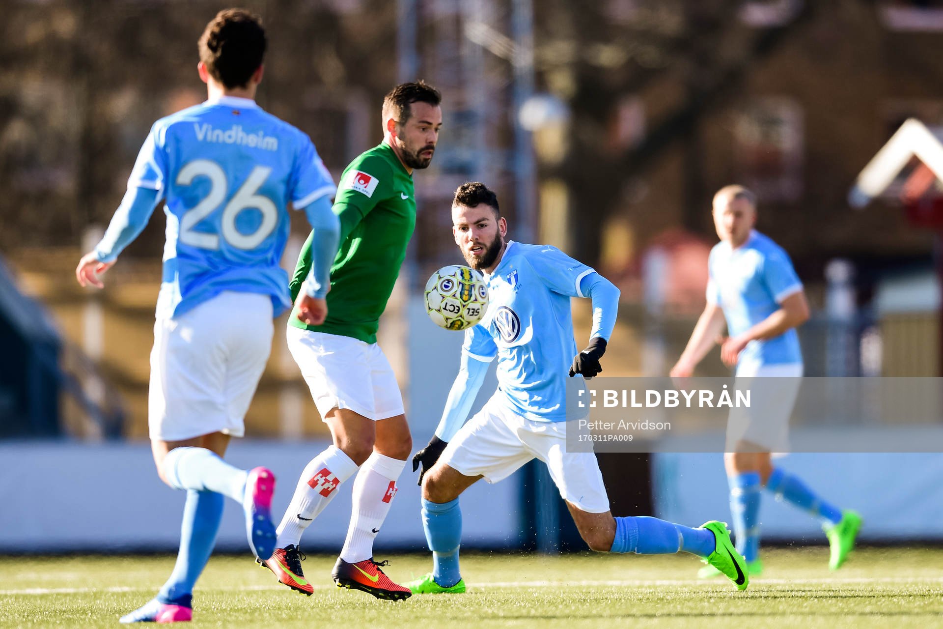 Jönköpings Jonathan Tamimi  och Malmö FFs Erdal Rakip