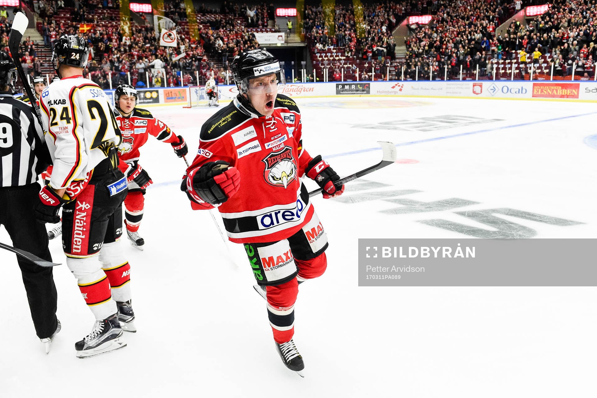 Malmö Redhawks Erik Andersson i jublar