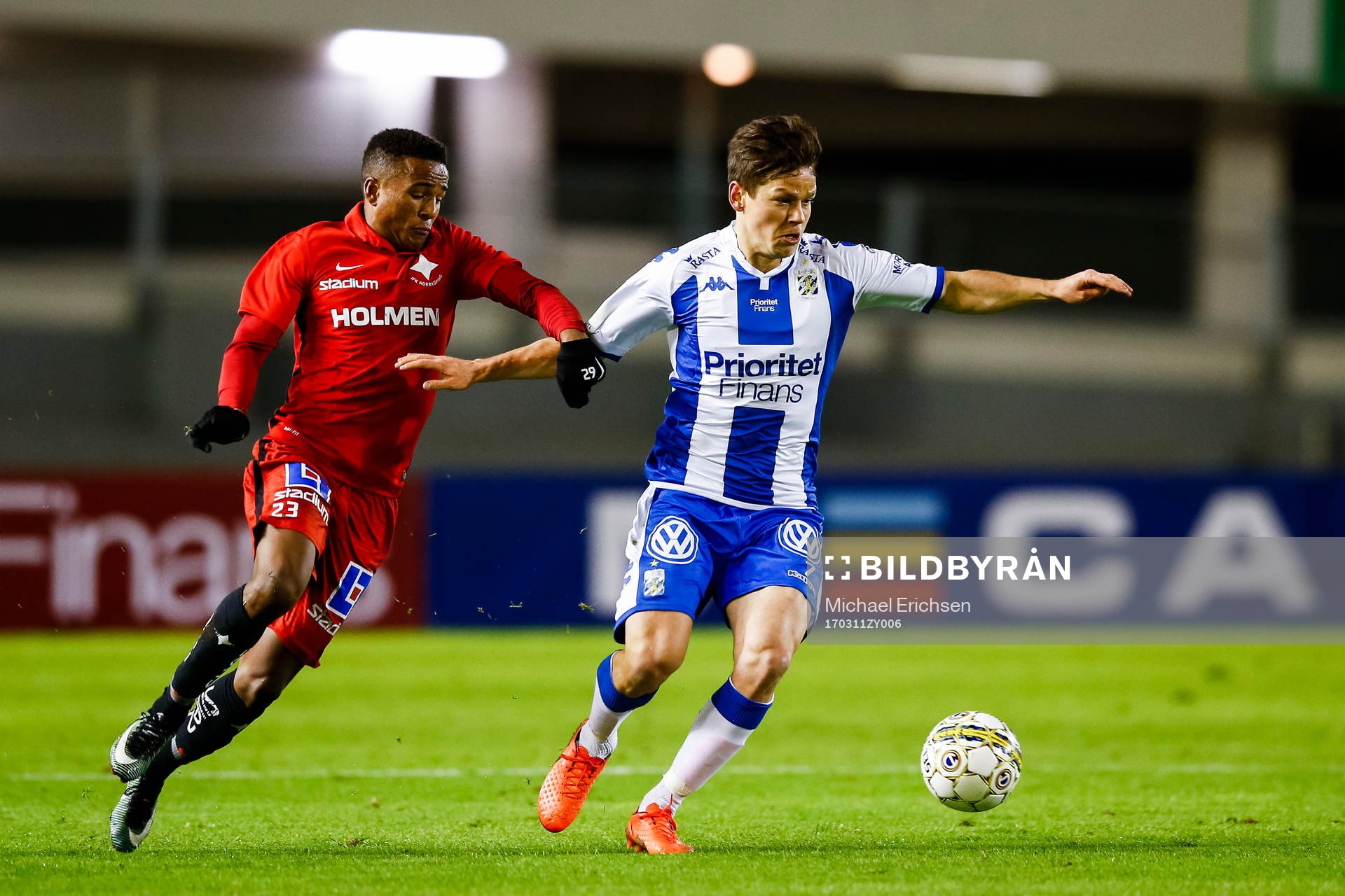 Norrköpings Niclas Eliasson och IFK Göteborgs Mads