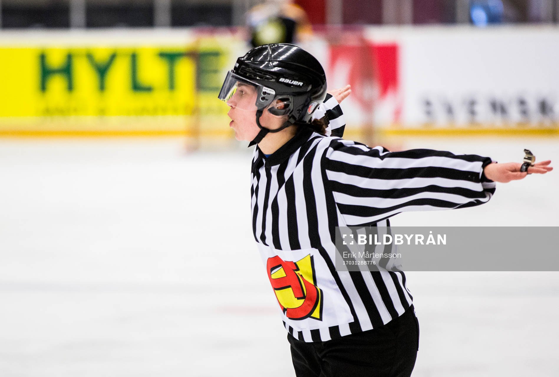 Linjedomare Hanna Öberg