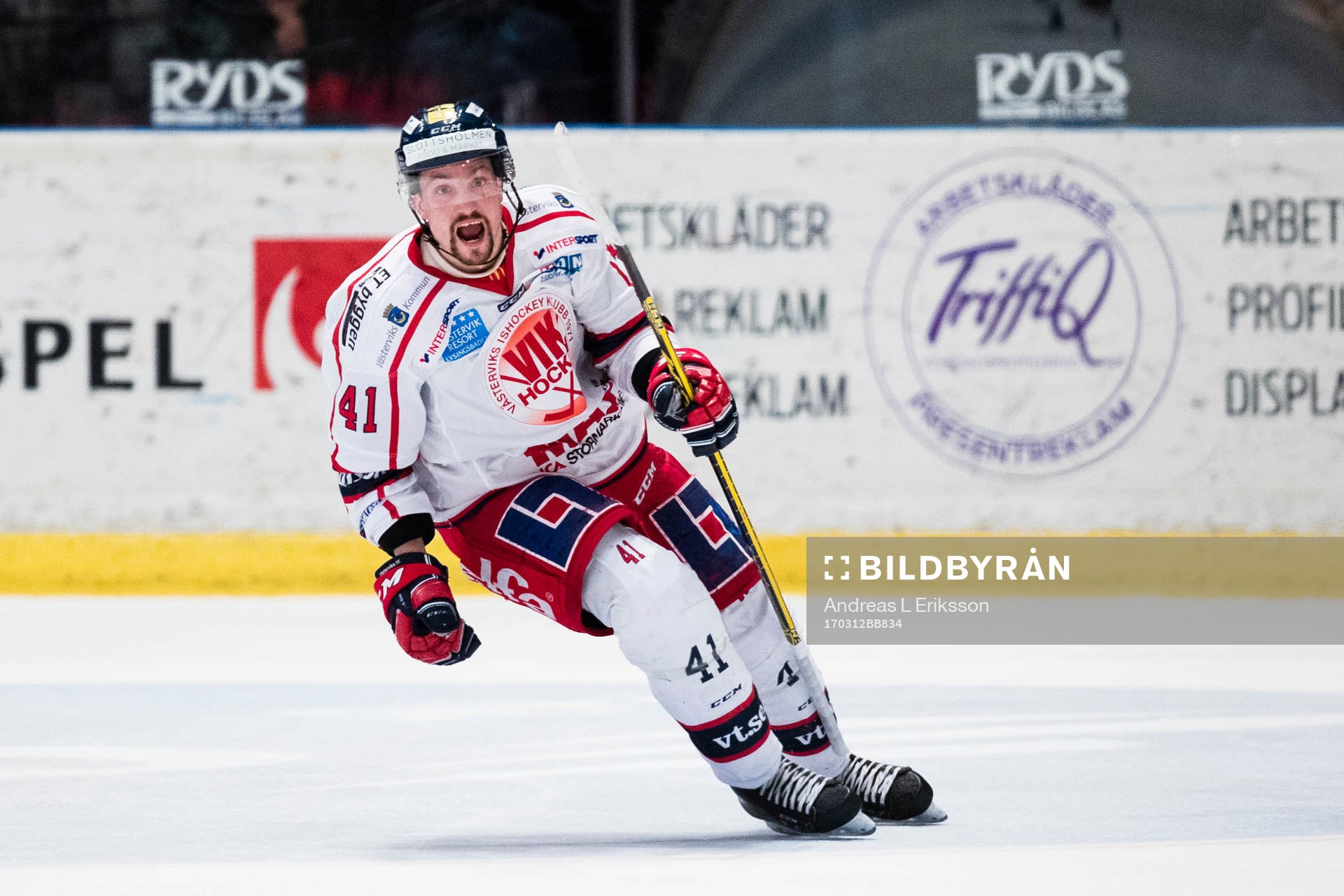 Västerviks Joacim Hedblad jublar