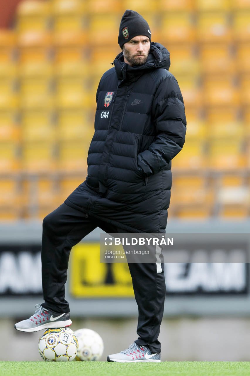 Brommapojkarnas tränare Olof Mellberg