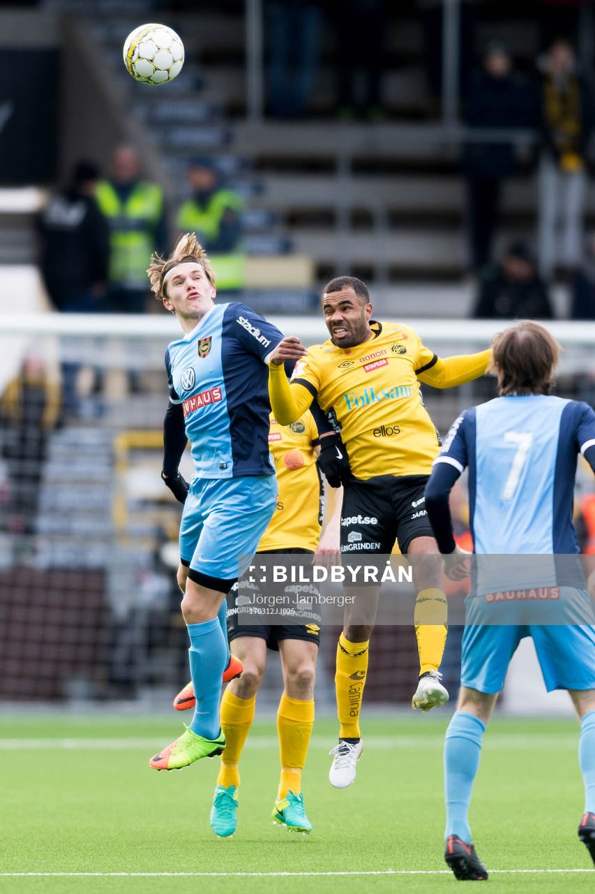 Brommapojkarnas Viktor Gyökeres och Elfsborgs Alex Dyer