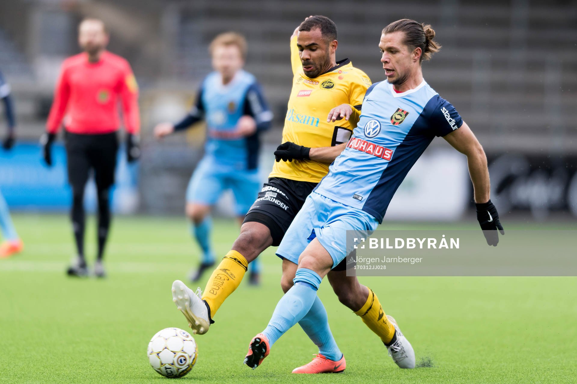 Brommapojkarnas Erik Figueroa och Elfsborgs Alex Dyer