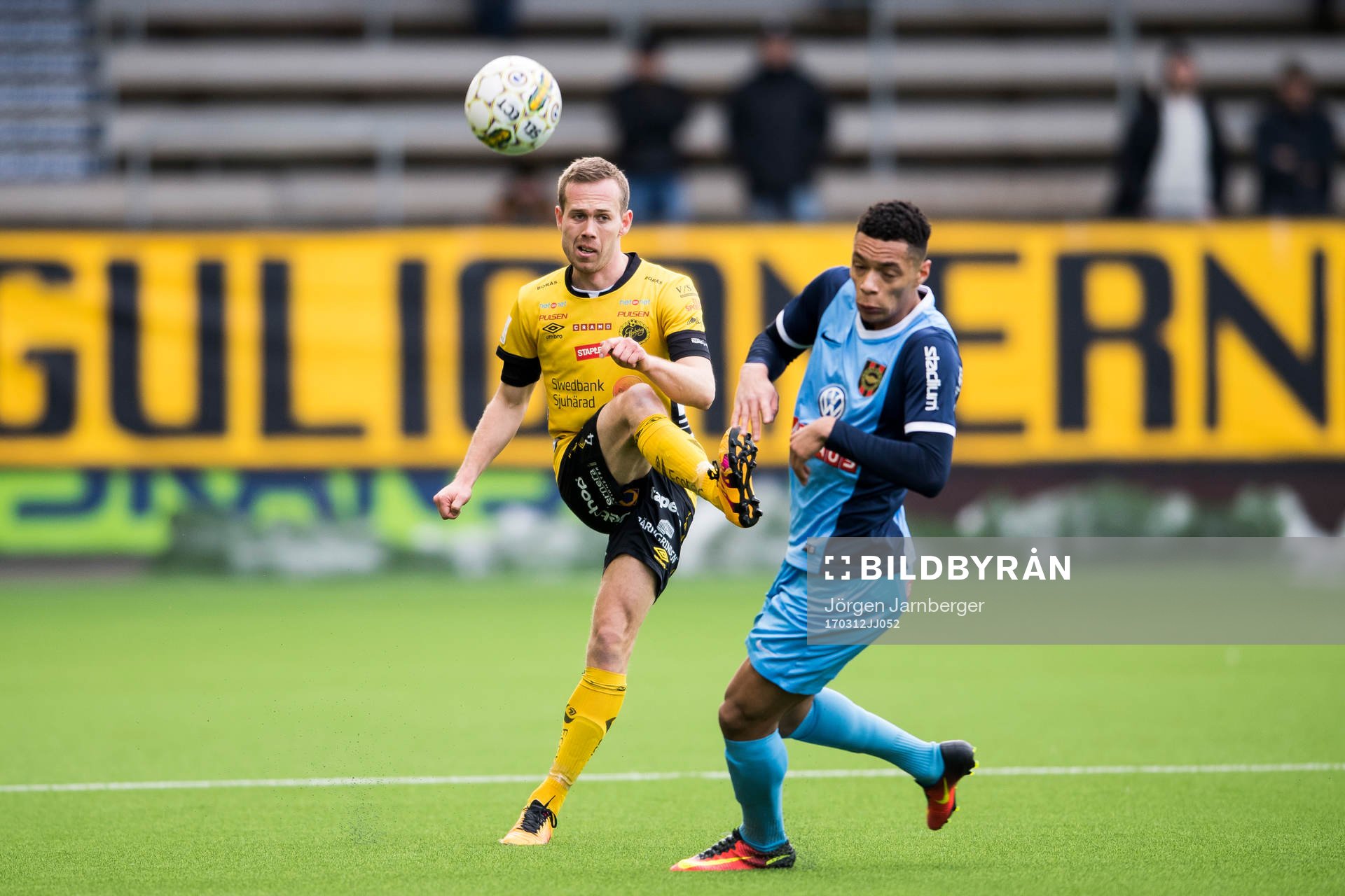 Elfsborgs Anders Randrup och Brommapojkarnas Kevin Kabran