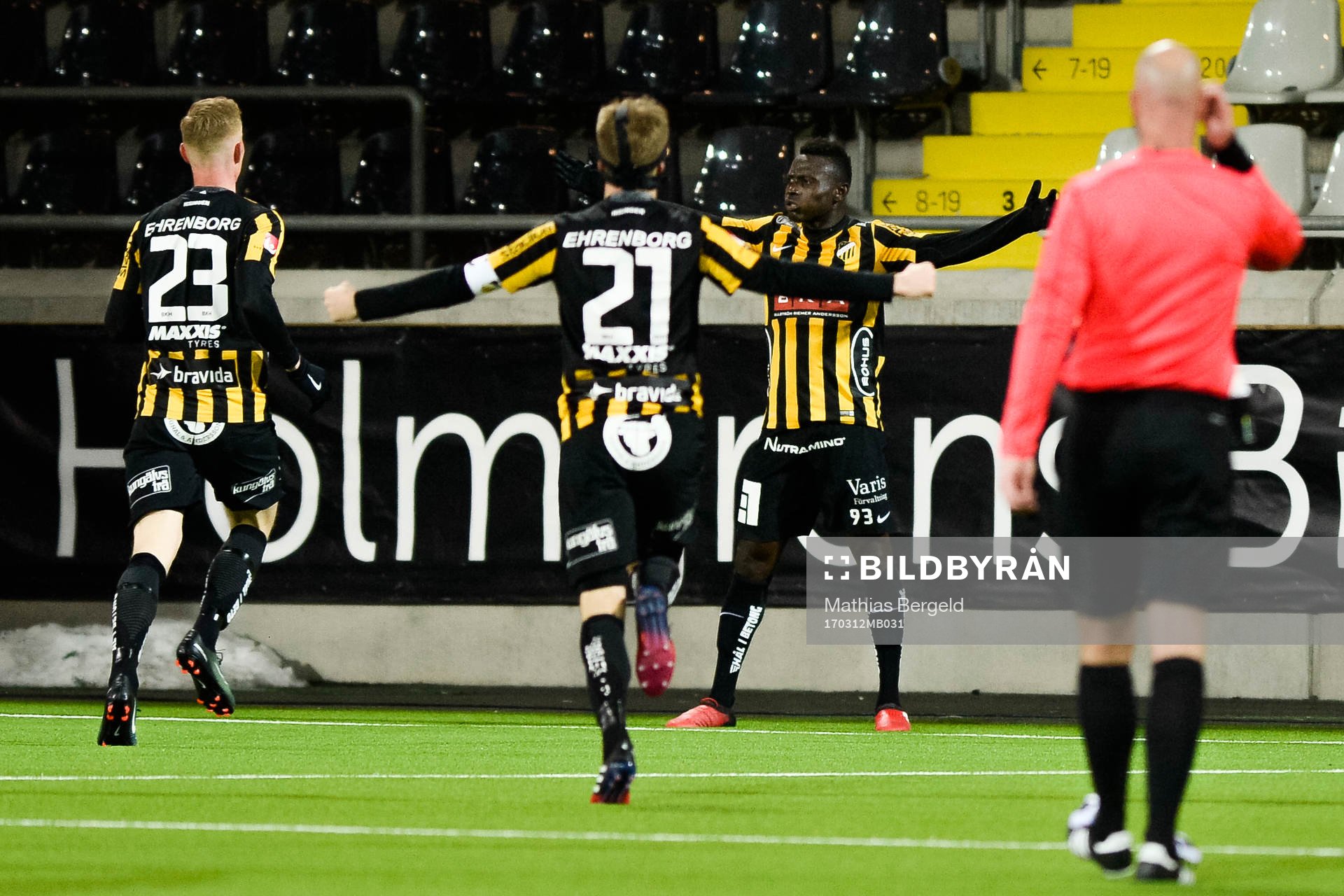 Häckens Alhassan Kamara jublar